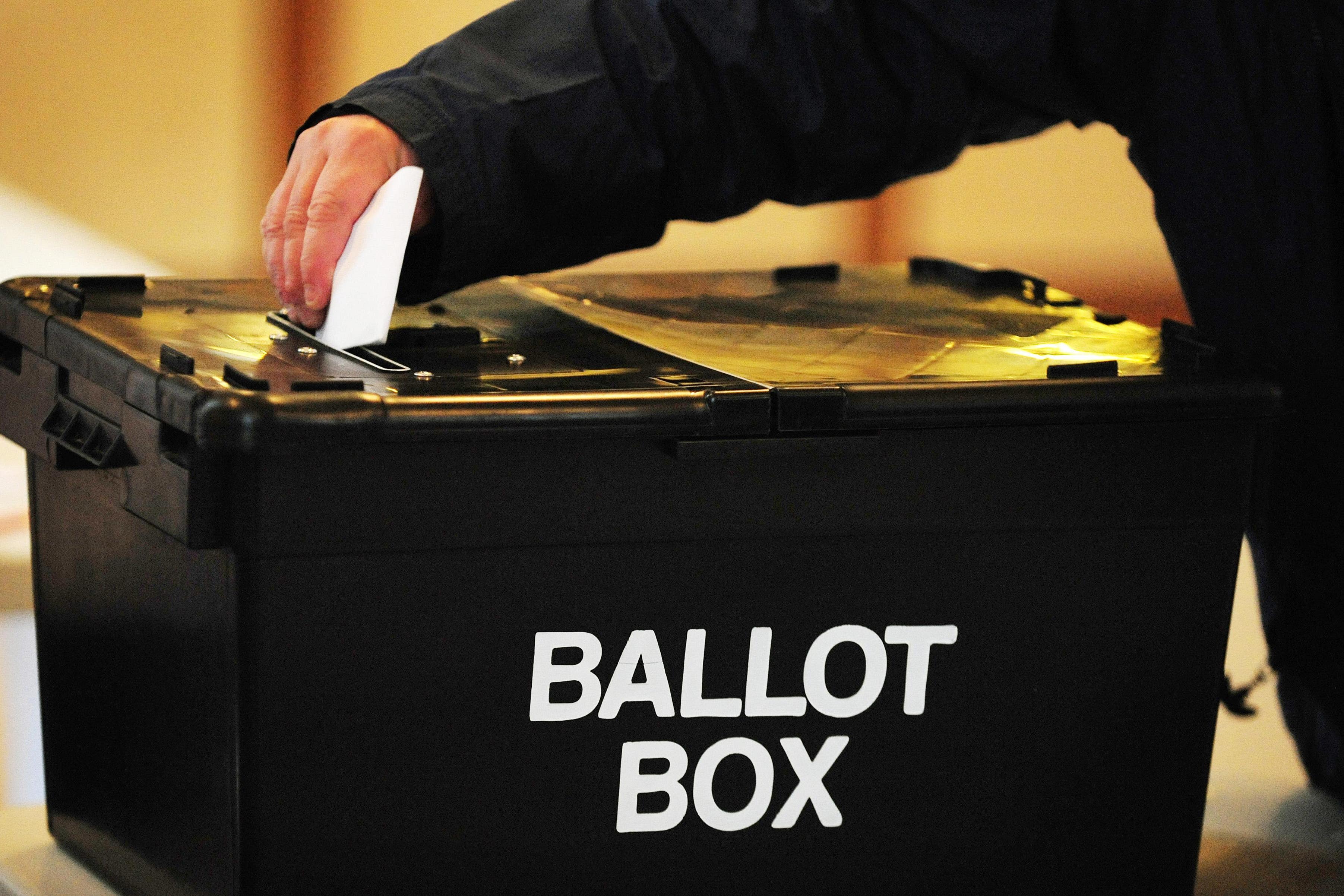 Labour sees four-point bounce in latest poll while SNP on track for election win
