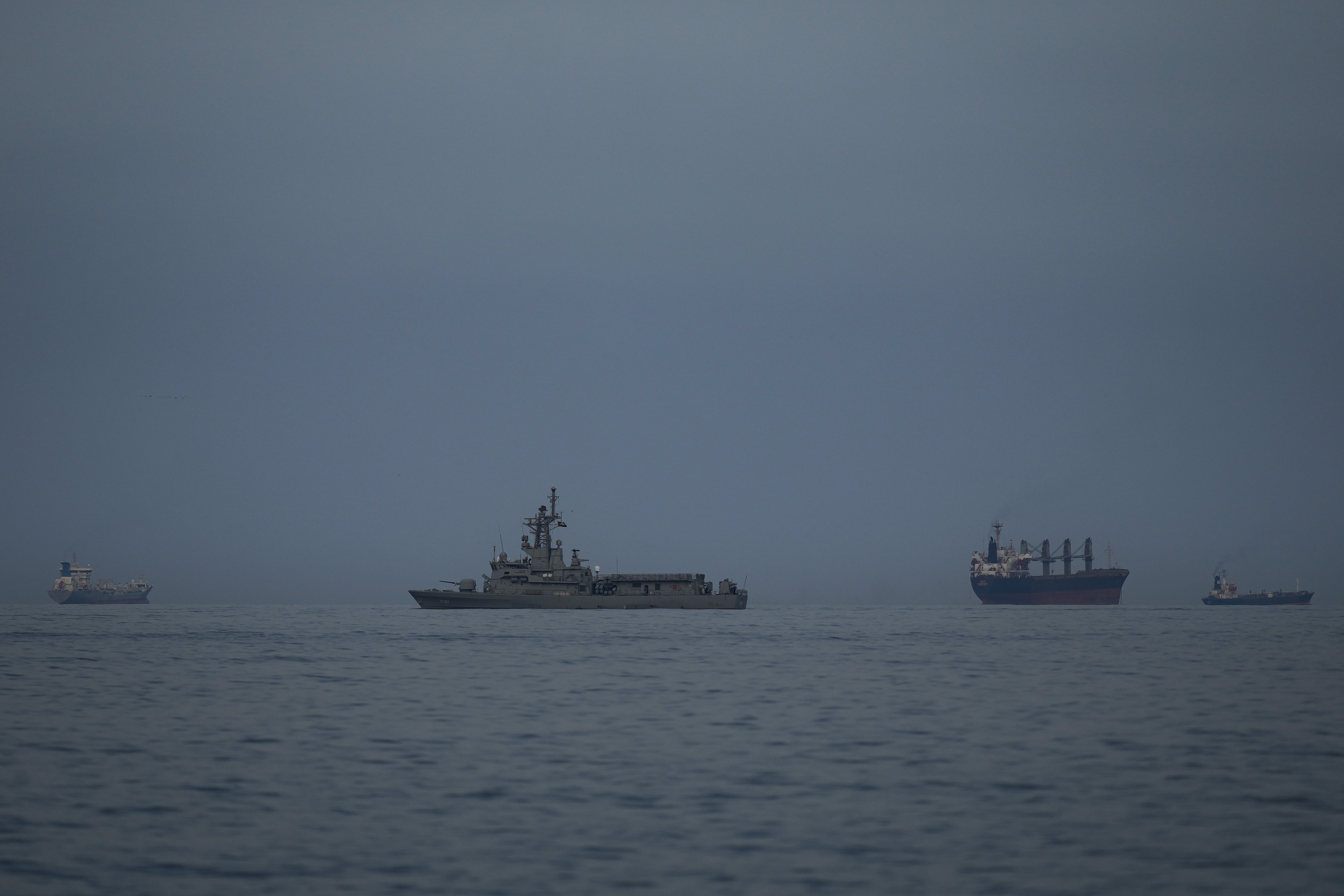 Military chiefs mulling use of minehunter drones amid Iran oil blockade