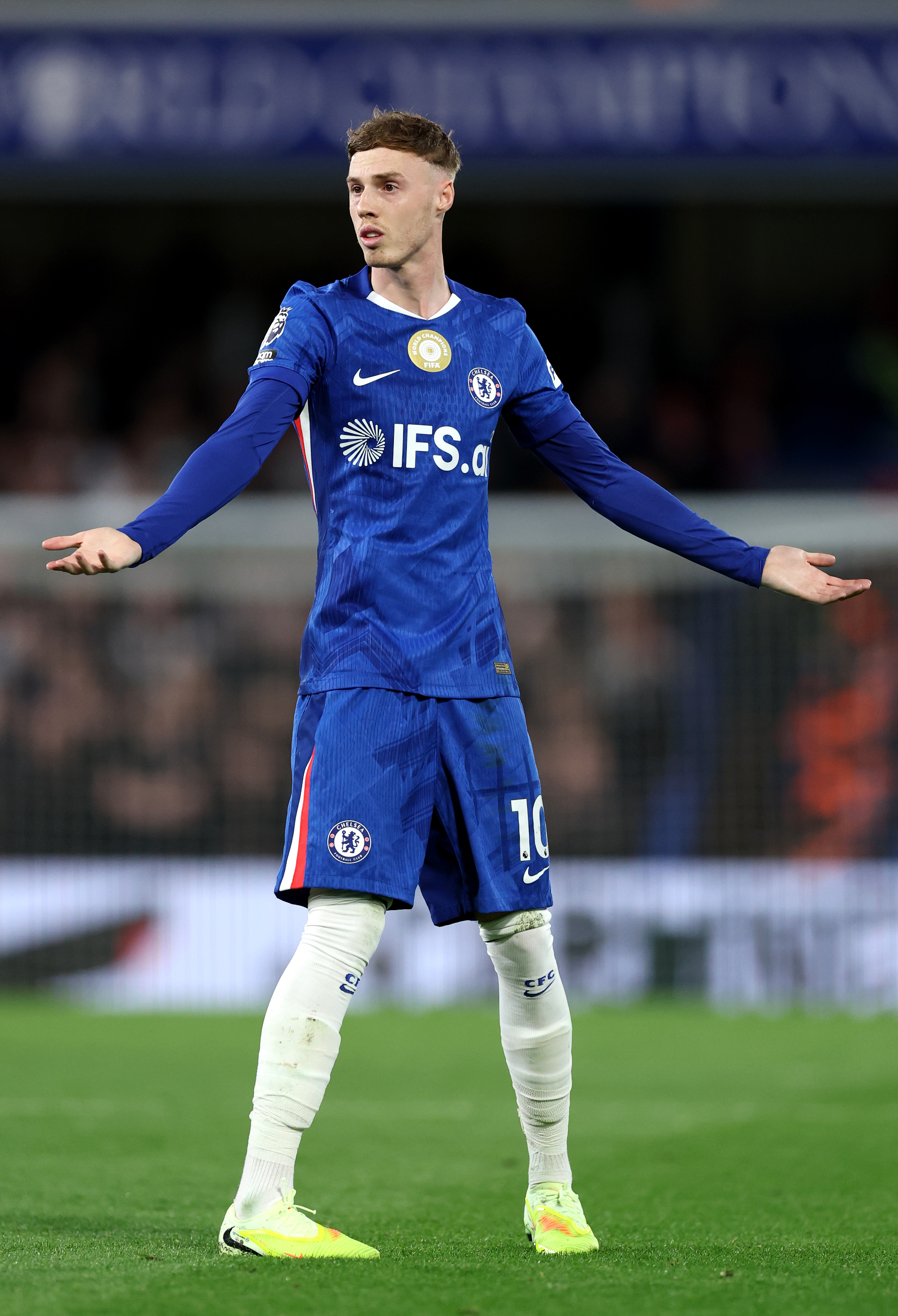 McFarlane hits back at Palmer criticism amid Chelsea 'disagreement'