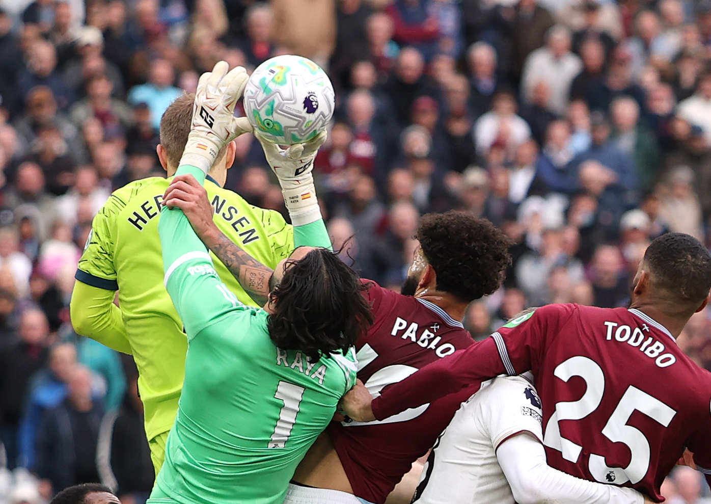 Foul or no foul? Every expert opinion on West Ham vs Arsenal VAR controversy
