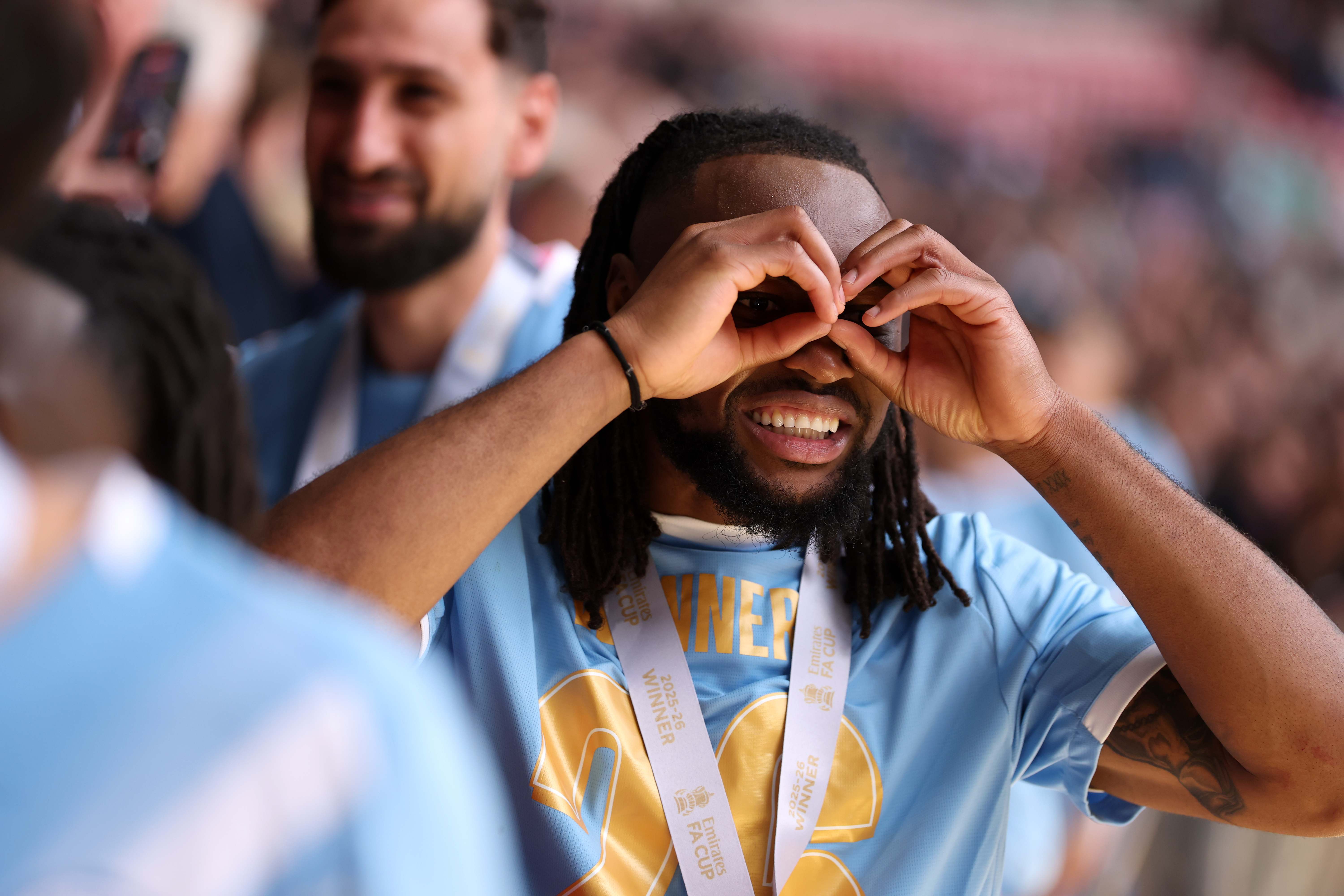Semenyo sends Arsenal title warning after Man City win FA Cup