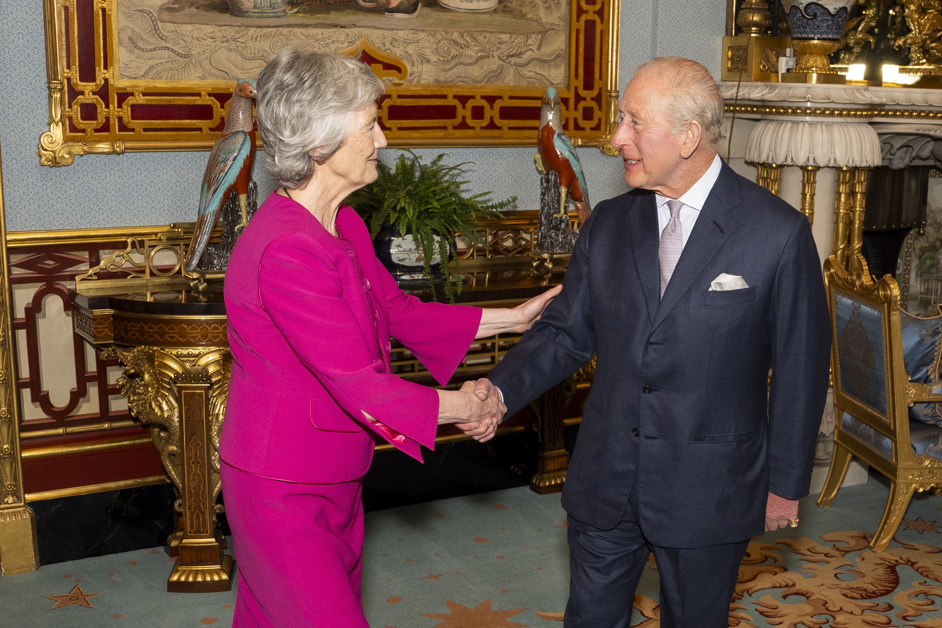 King hosts Irish president at Buckingham Palace
