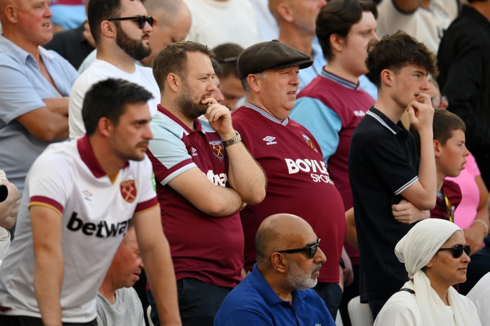 <p>LONDON, ENGLAND - MAY 24: Fans of West Ham United look on during the Premier League match between West Ham United and Leeds United at the London Stadium on May 24, 2026 in London, England. (Photo by Alex Broadway/Getty Images)</p>