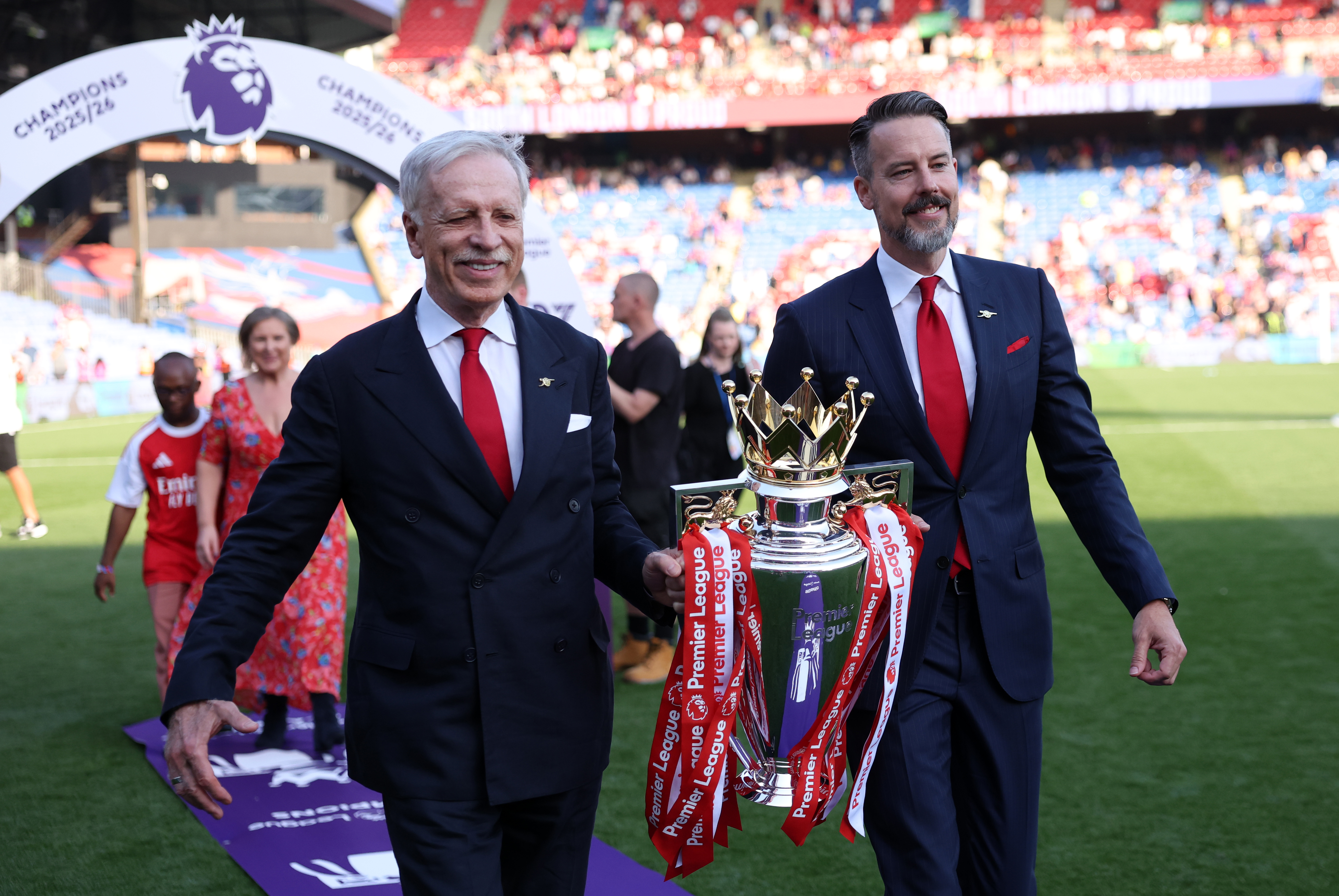Kroenke sets sights on new Arsenal target after lifting Premier League