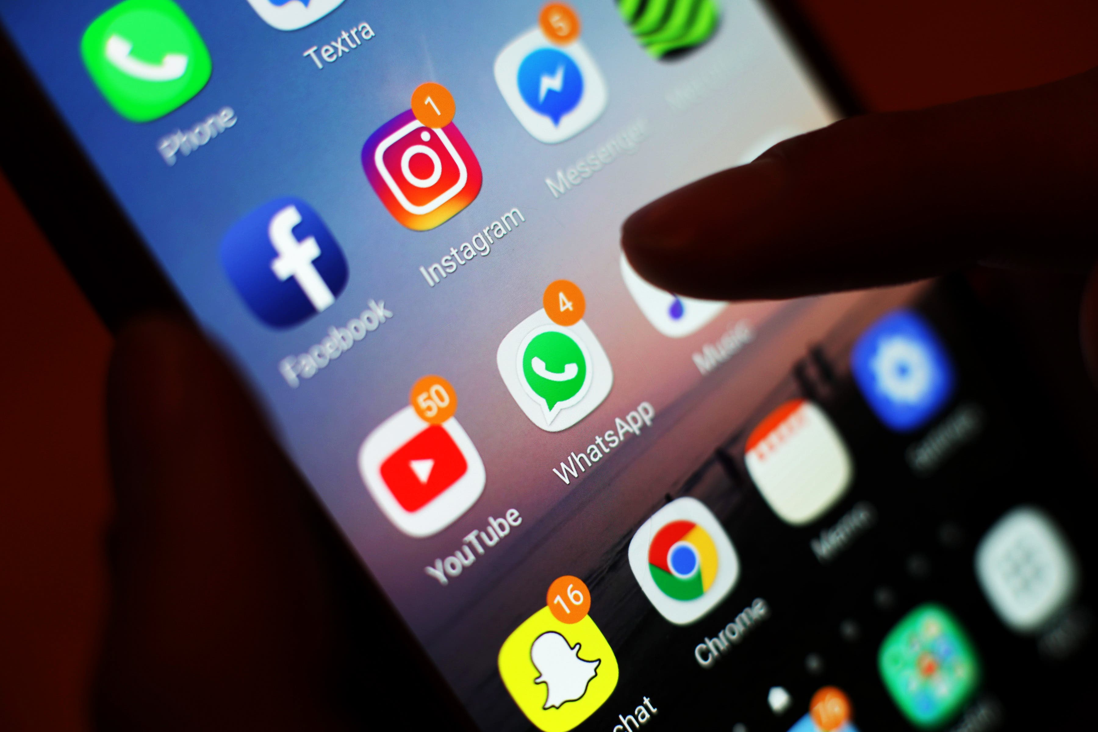 Evidence backing under-16 social media ban limited, Children’s Commissioner says