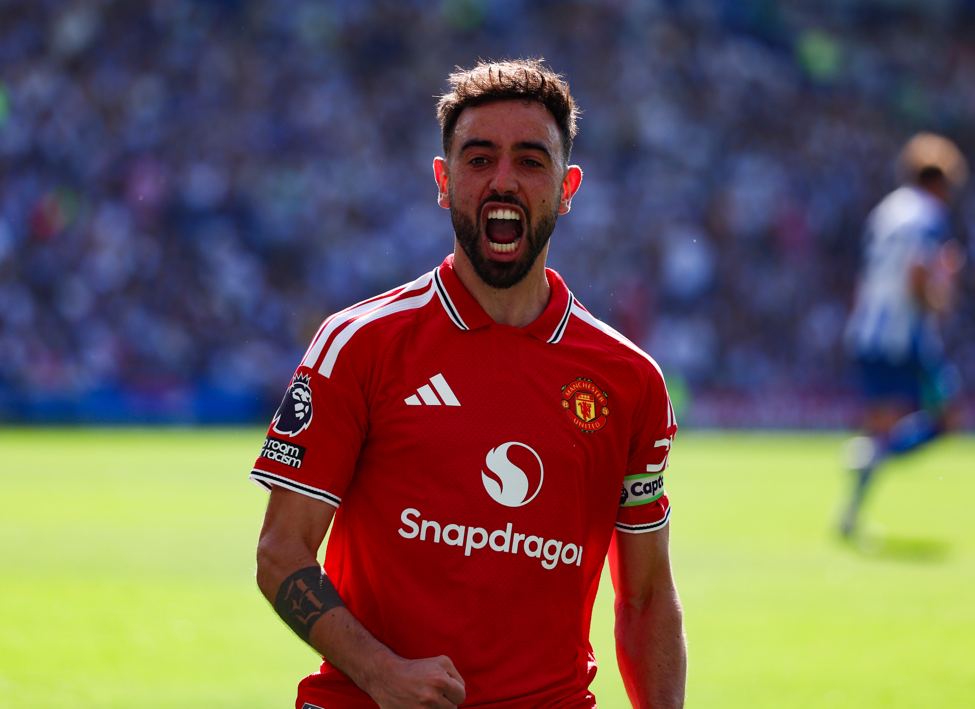 Fernandes eyes hat-trick as Arsenal stars make PFA award shortlist