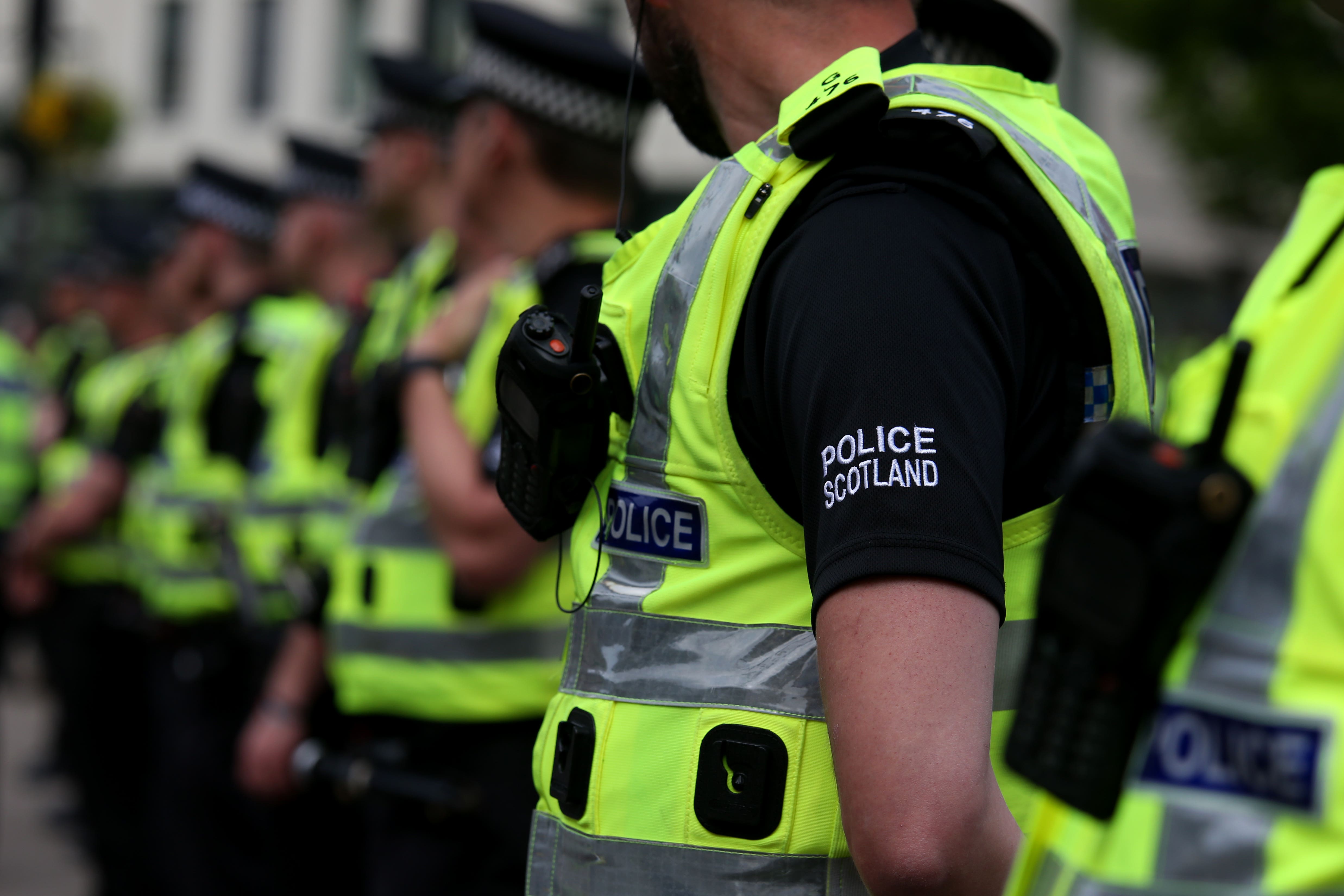 Worshippers locked in mosque as people attacked in Glasgow unrest
