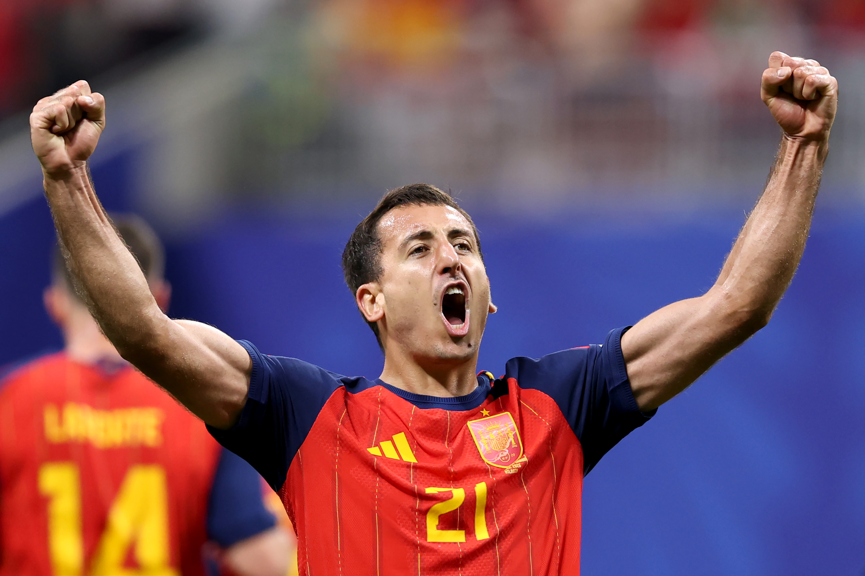 Spain sweep Saudi Arabia aside to earn first win of World Cup