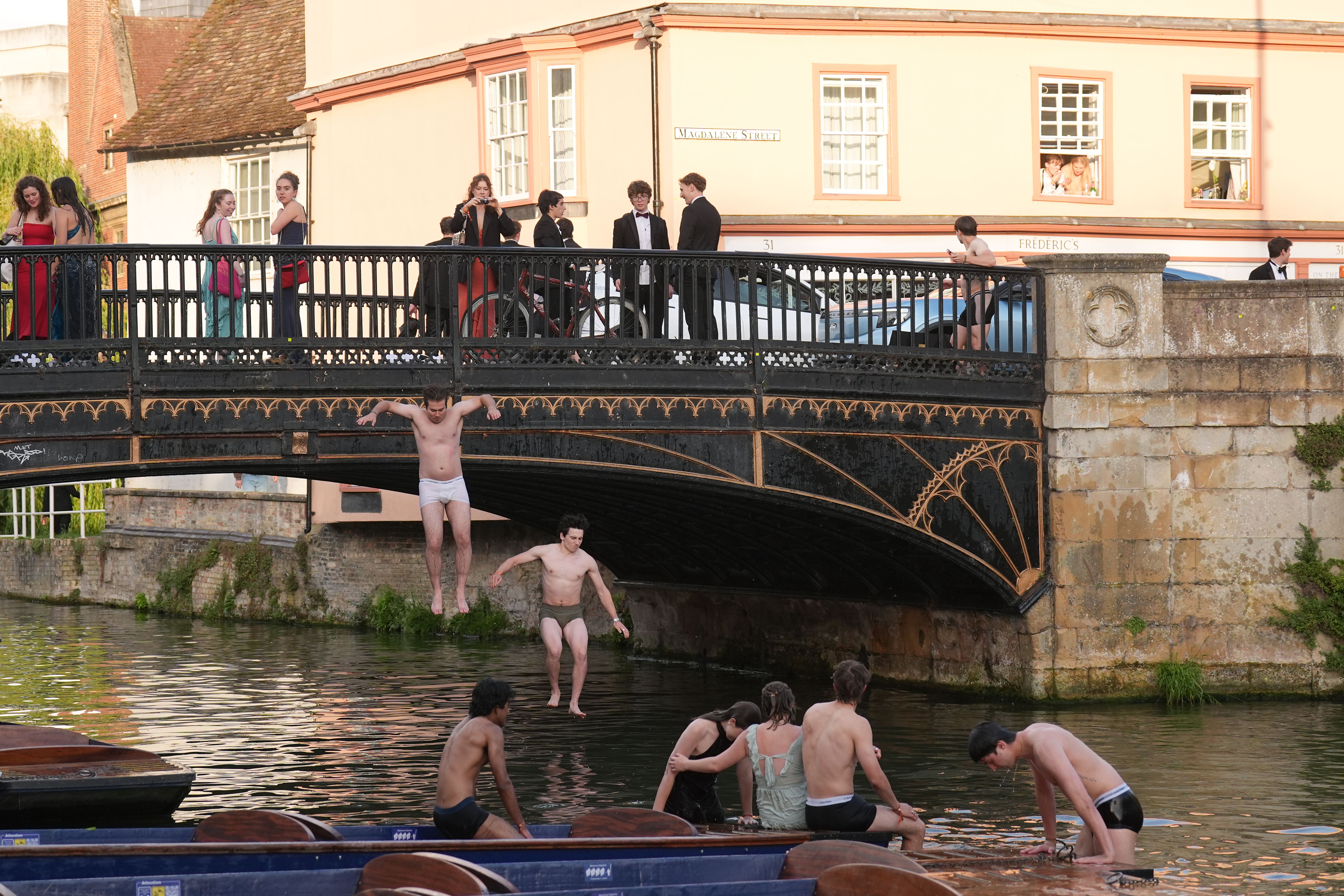 Cambridge University students jump from bridge into river after Trinity May Ball