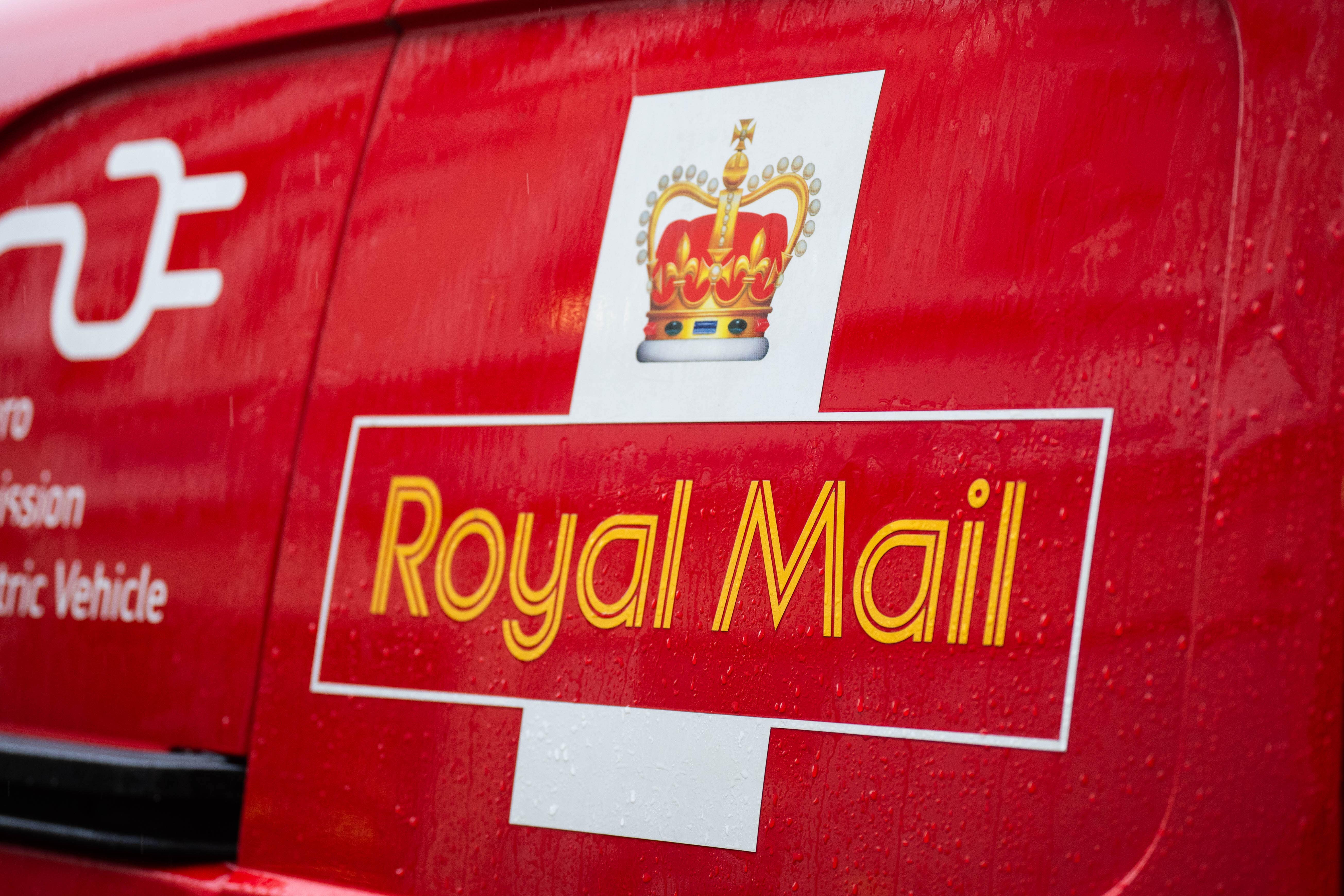 Royal Mail increases annual earnings despite staff cost pressures