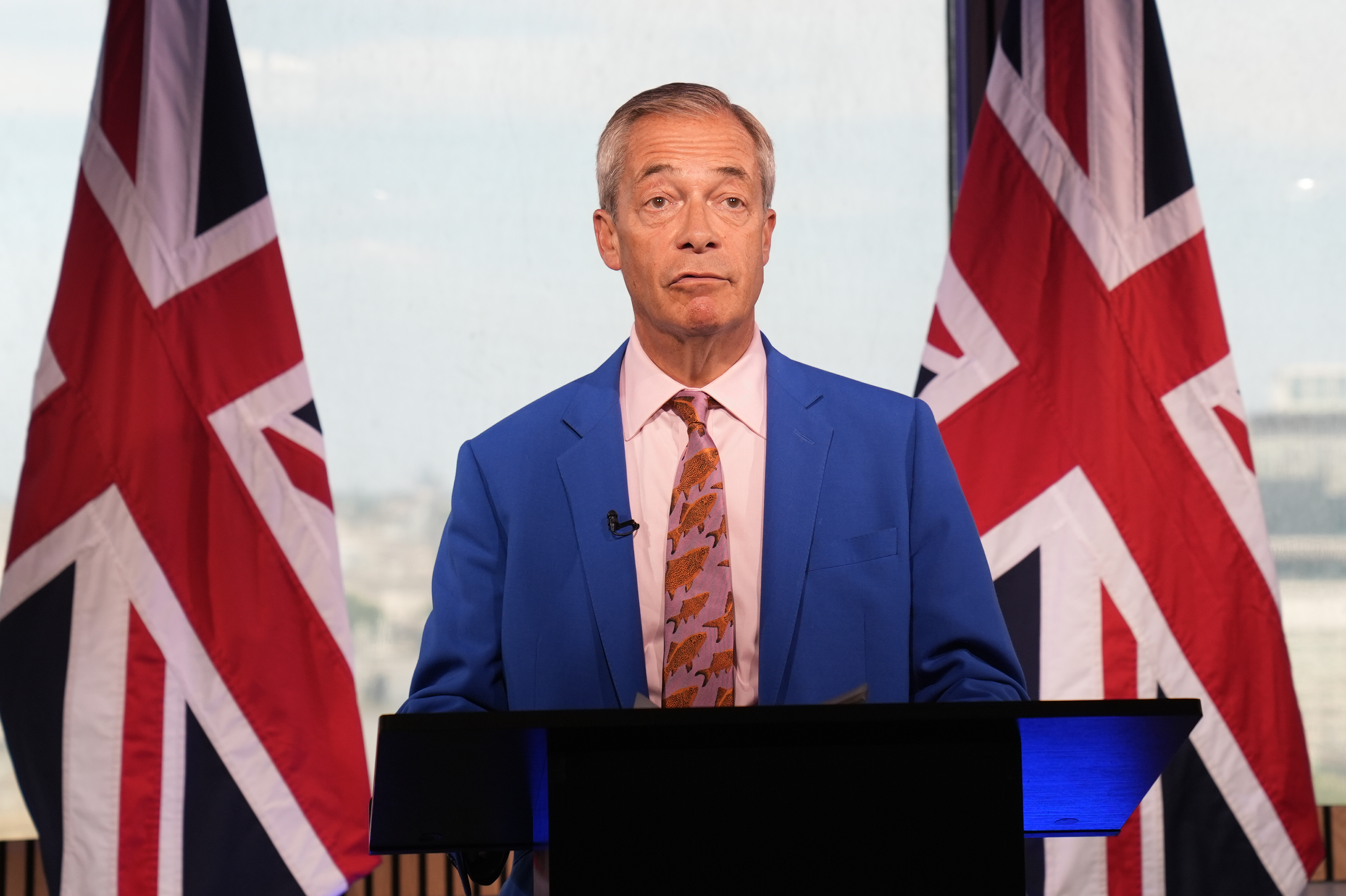 Nigel Farage quits as MP to force by-election amid donations row 