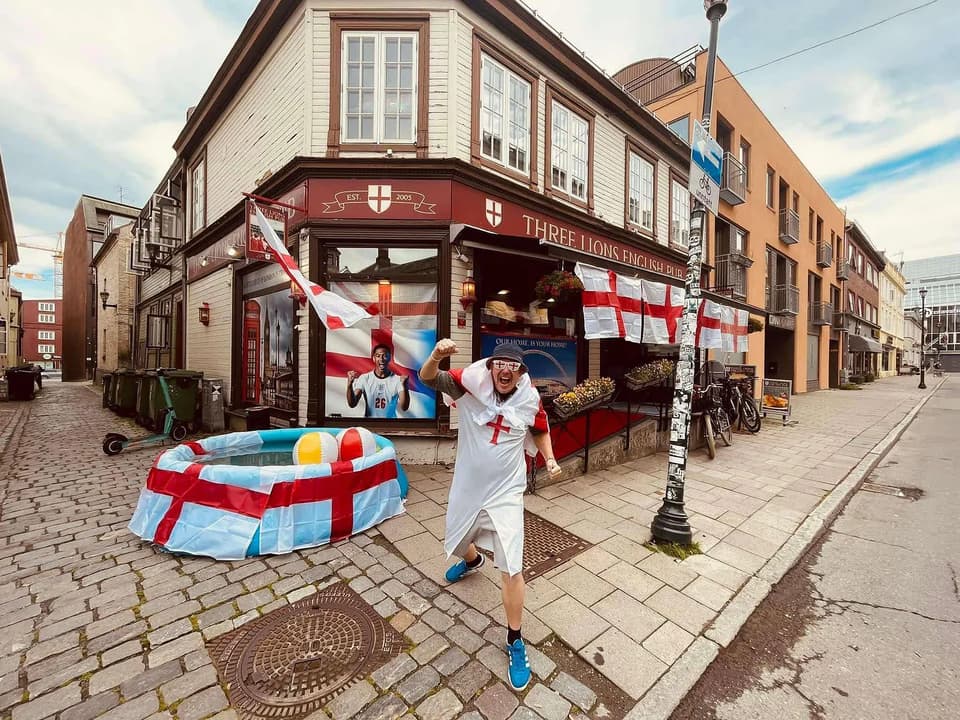 Pub landlord Adrian 'Dougie' Douglas gearing up for England's World Cup quarter-final clash with Norway tonight