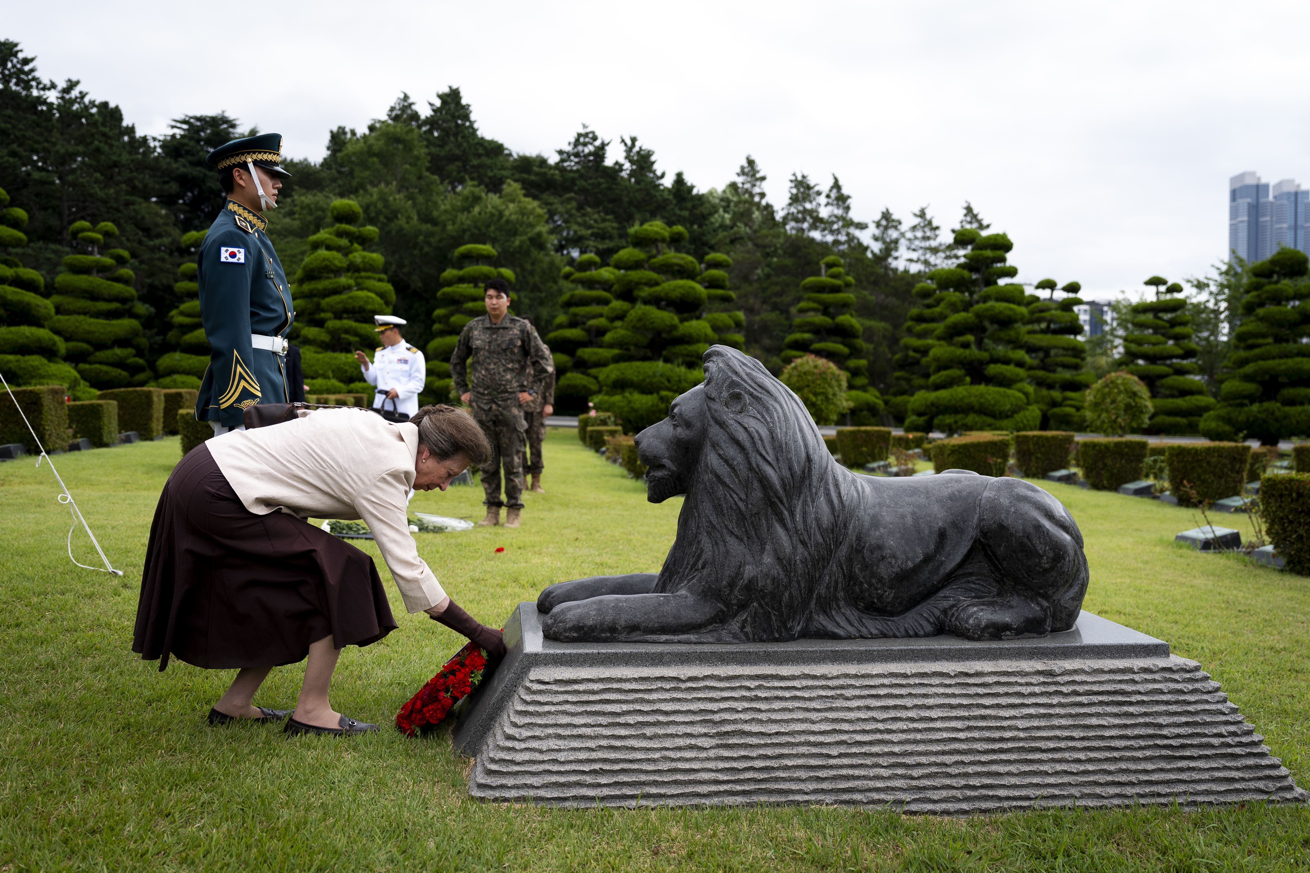 Anne visits South Korea to mark 75th anniversary of Battle of Imjin River