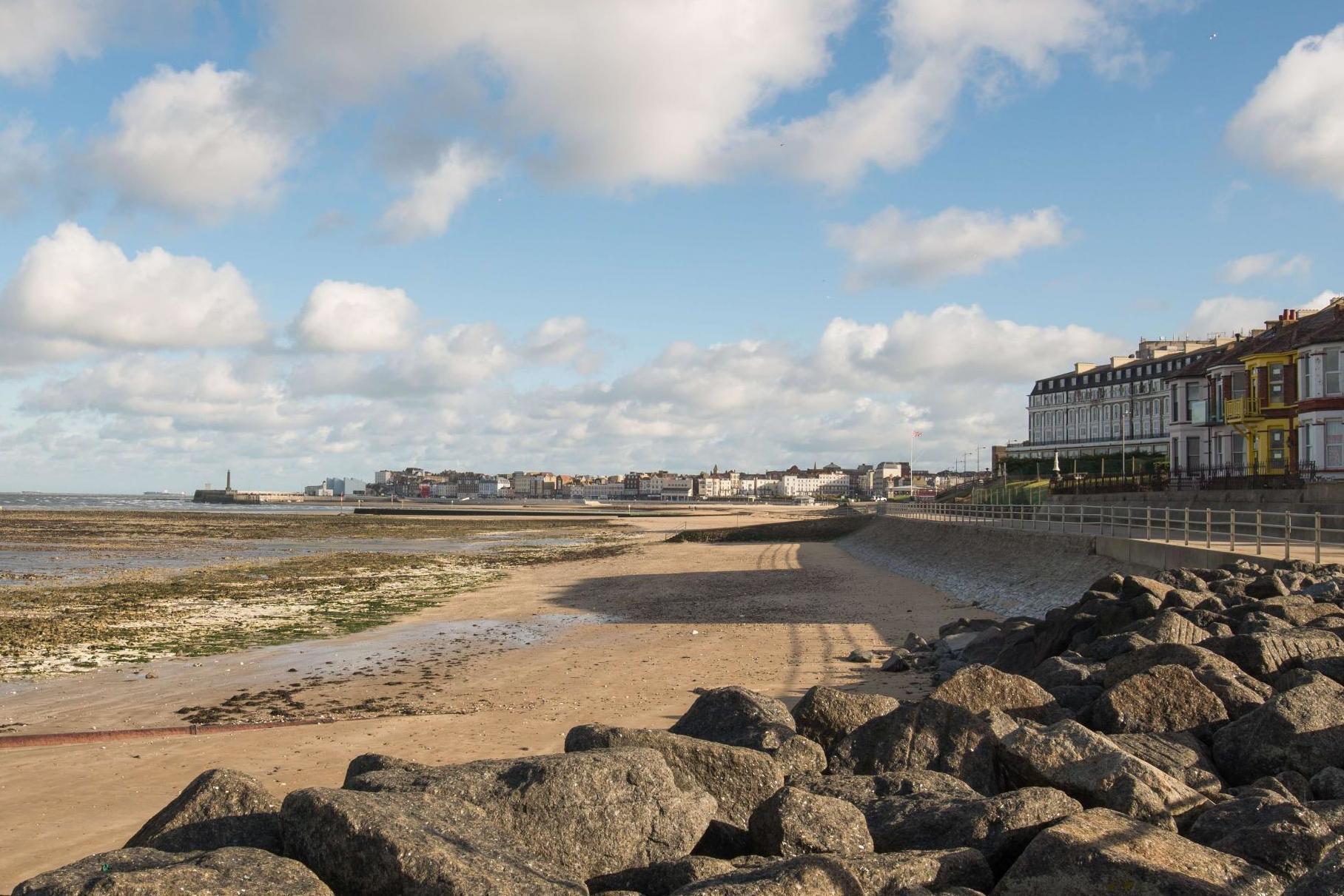 Disused public loo in 'Shoreditch-on-sea' to be ultimate beach house