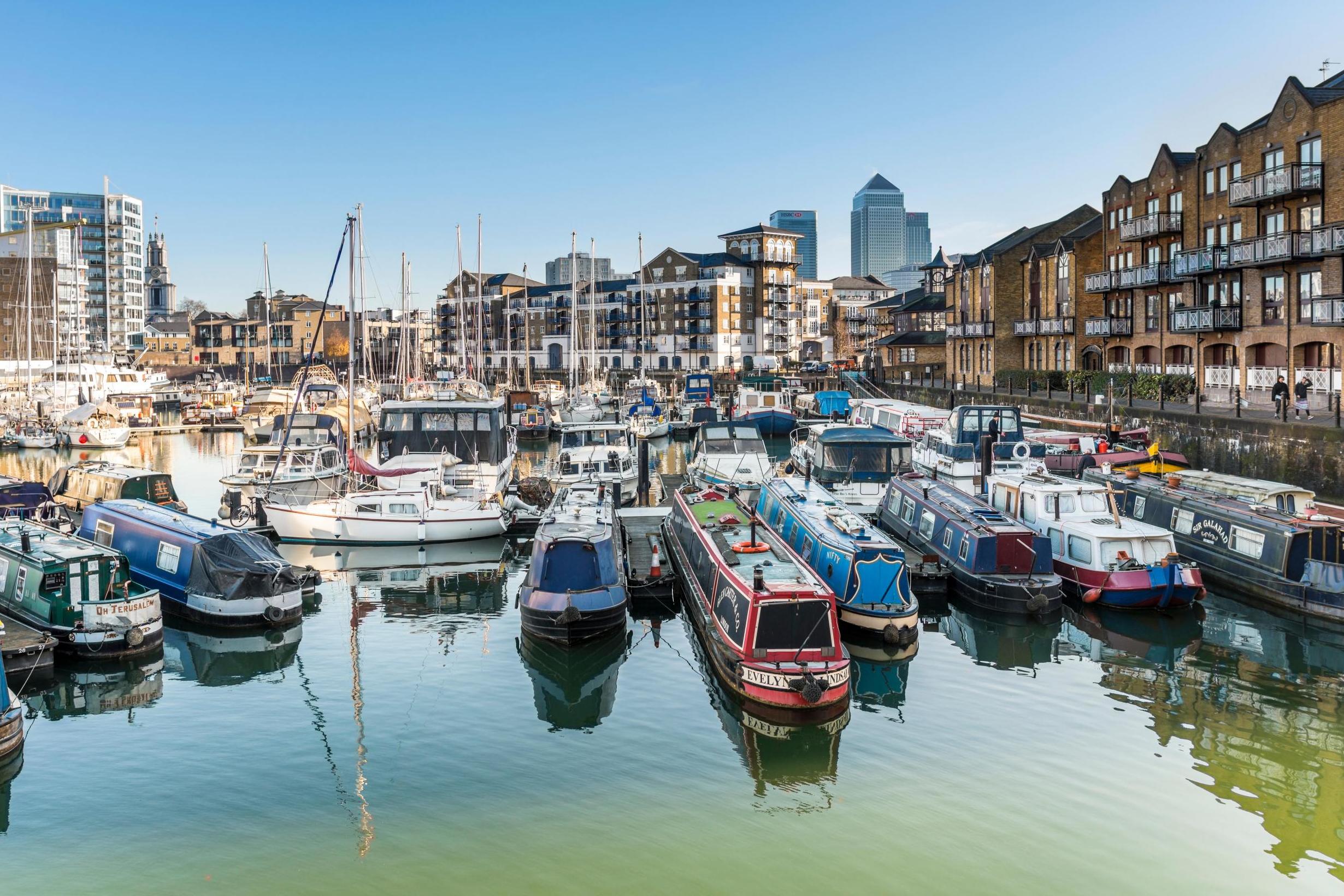 Rare first-timer flats near Limehouse and Canary Wharf for sale