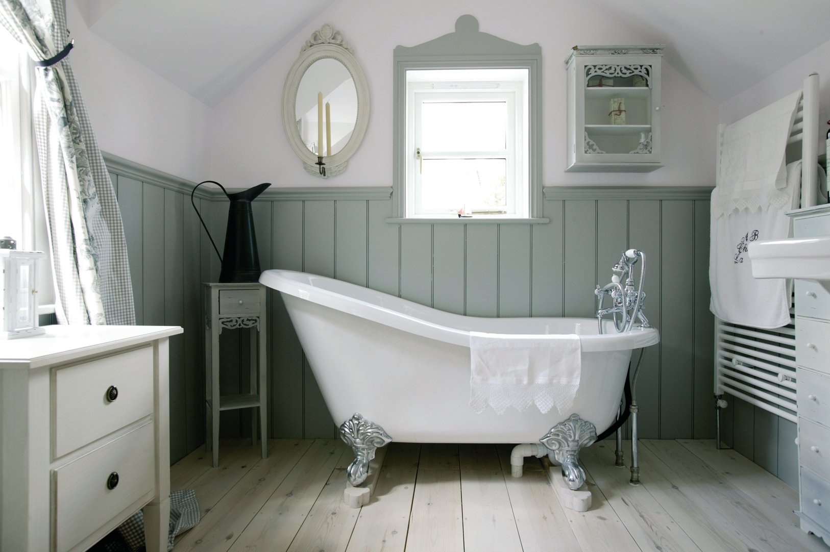 Best wall panelling kits to renovate your home in 2024