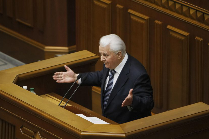 Ukraine: Warning of civil war after PM resigns