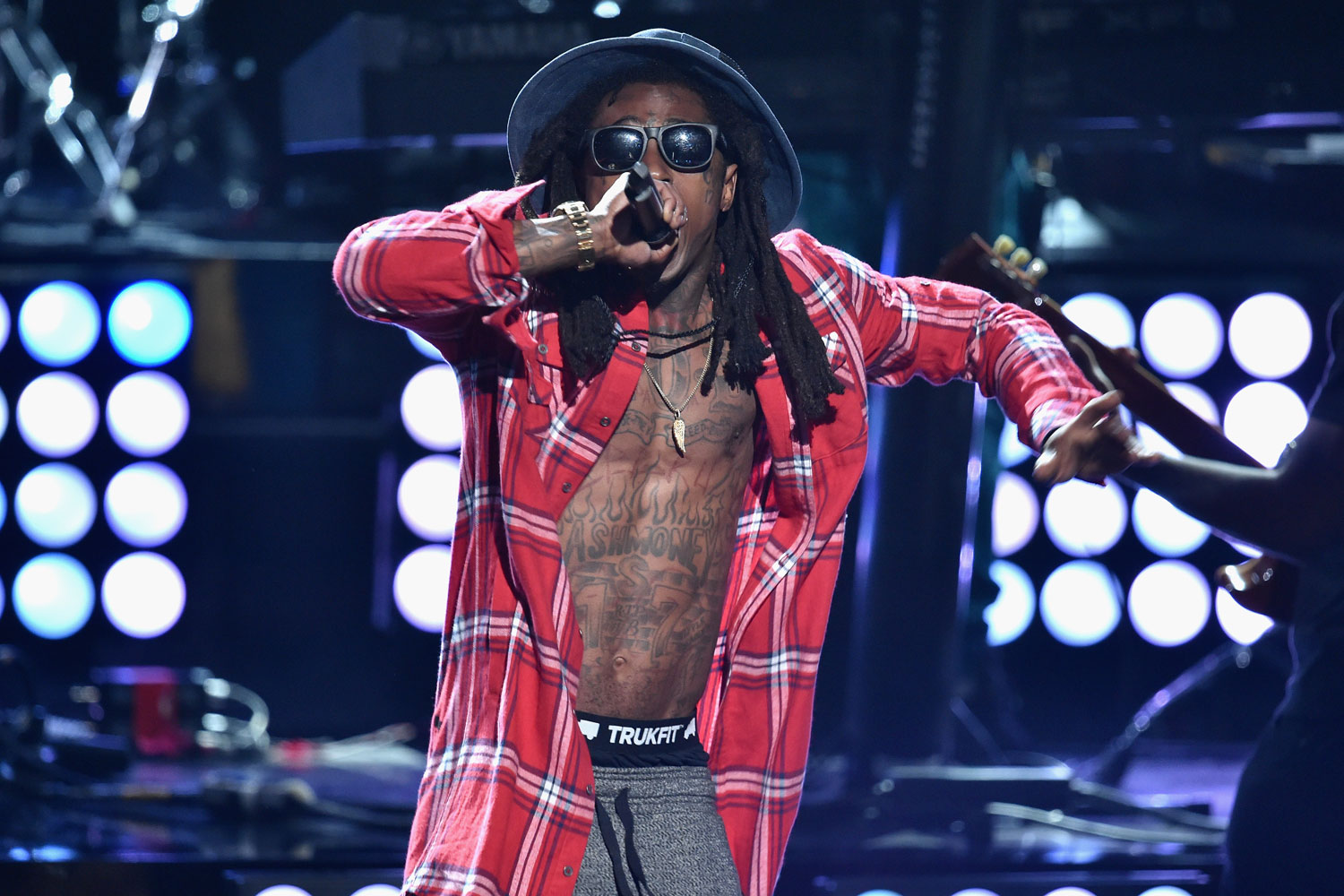 Lil Wayne drops Carter V: How to download the legend's return