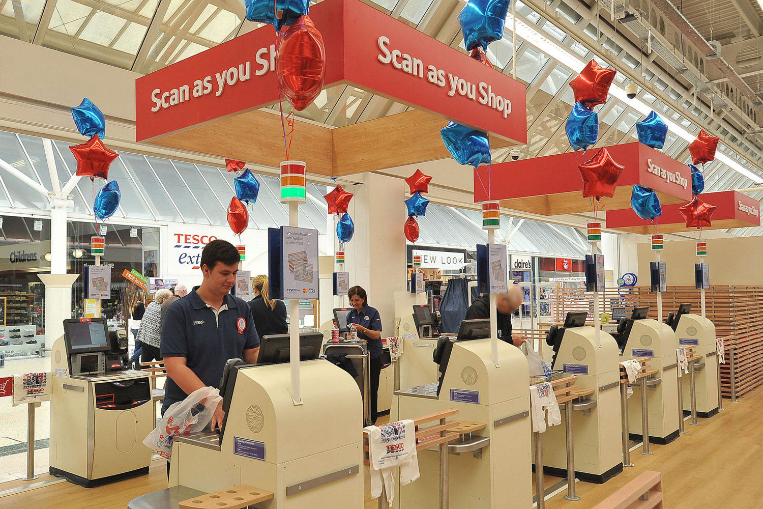 Tesco self-service checkouts are wishing shoppers a Merry Christmas