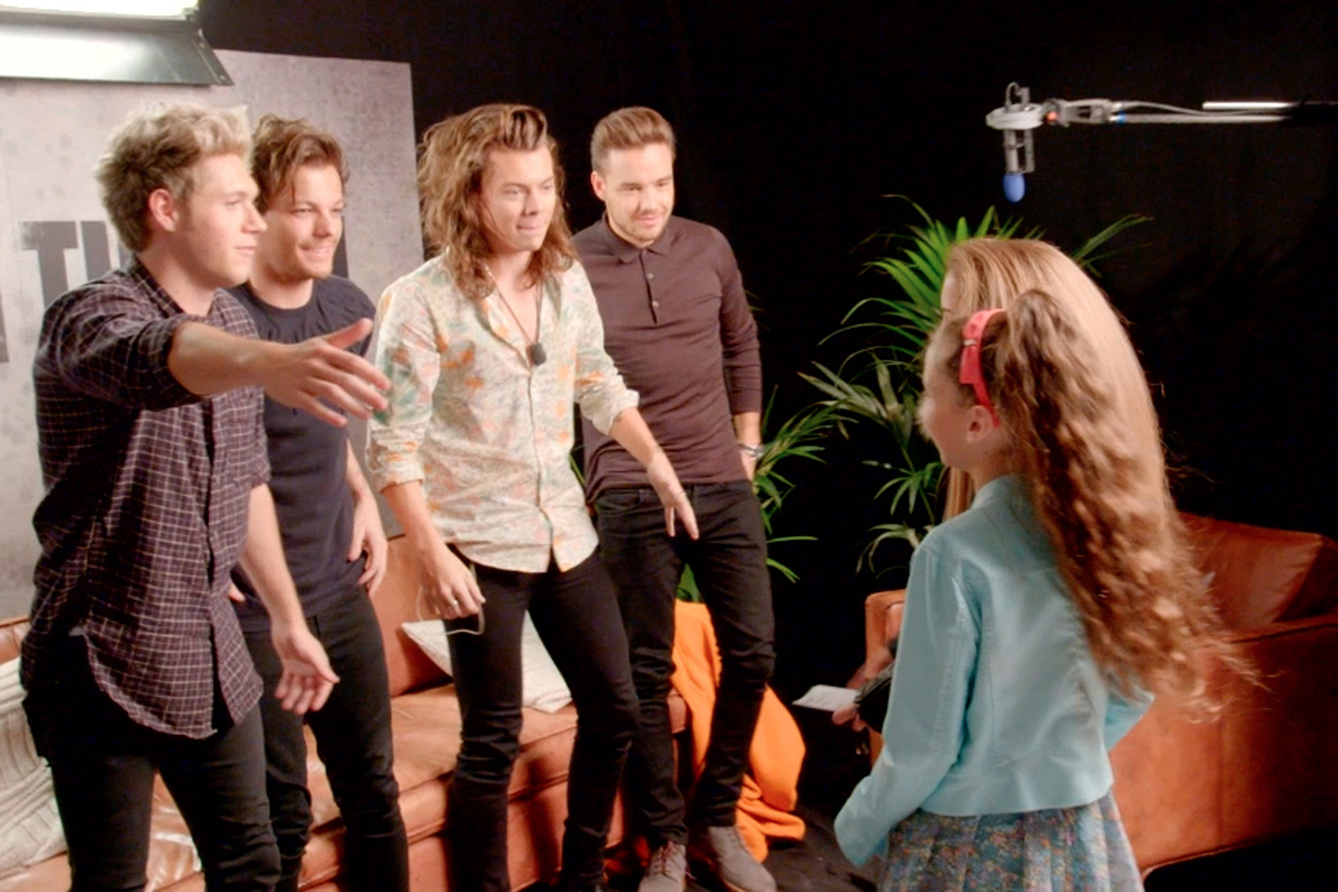 One Direction surprise two sisters with best Christmas present