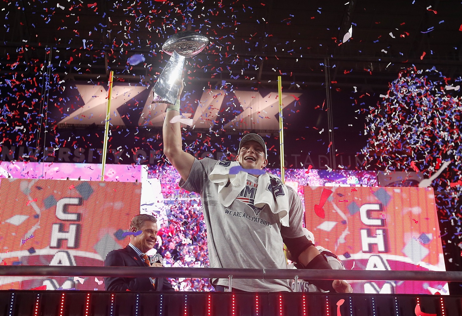 Superbowl 50: NFL launches biggest ever UK competition