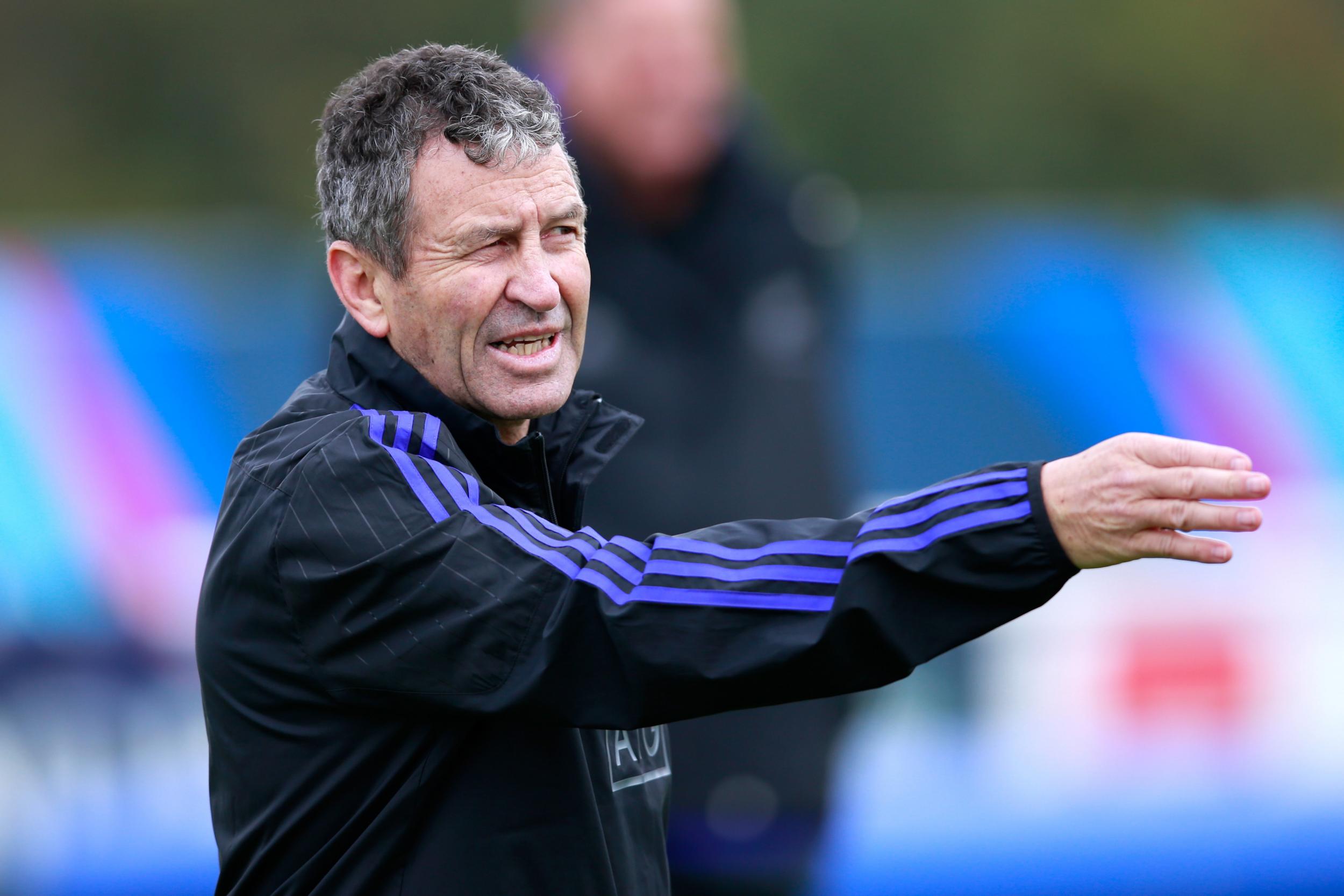 Wayne Smith turns down Quins to sign two-year All Blacks extension
