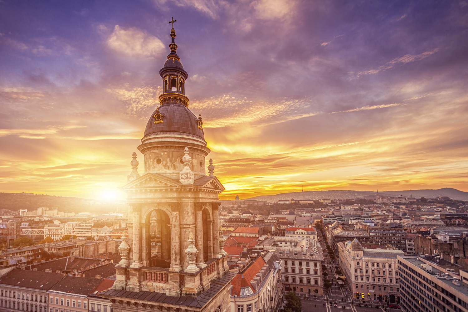 10 reasons why you should visit Budapest in 2016