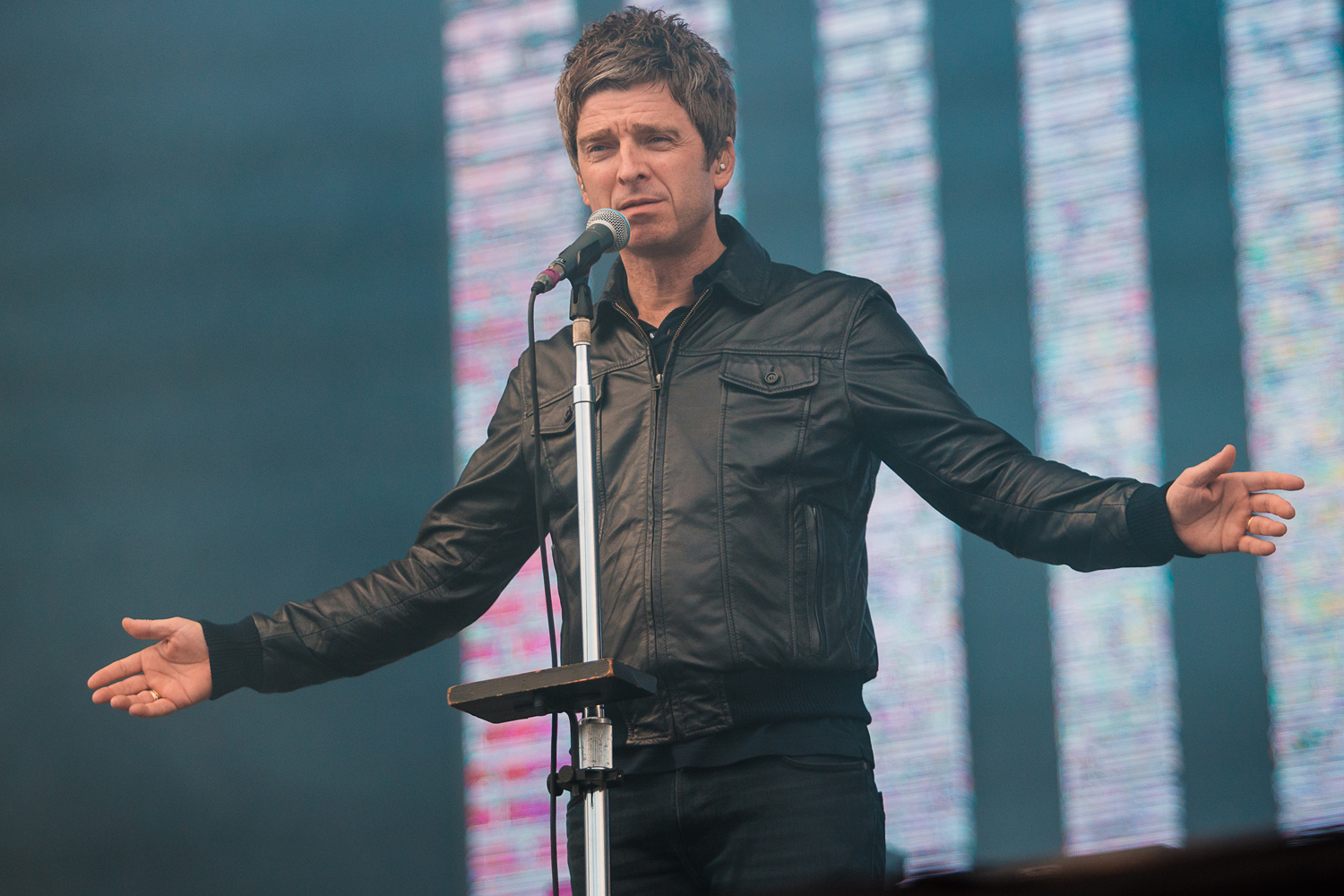 Noel Gallagher honoured with Teenage Cancer Trust Award