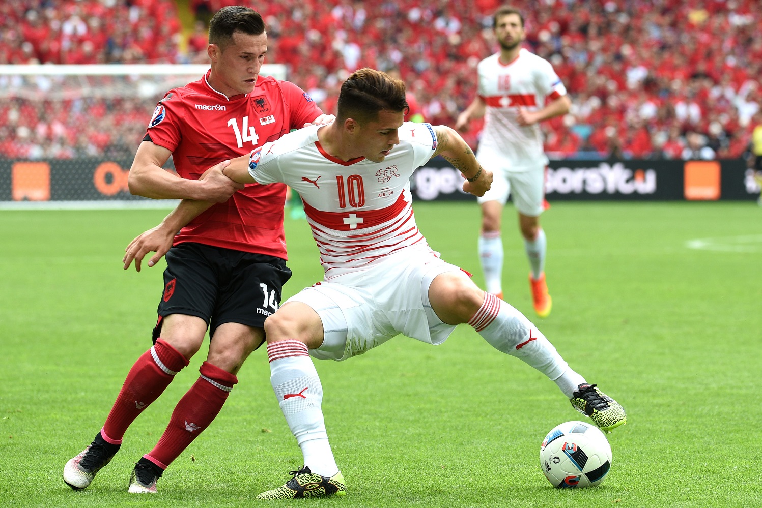 Xhaka to be offered the chance to join Kosovo national team