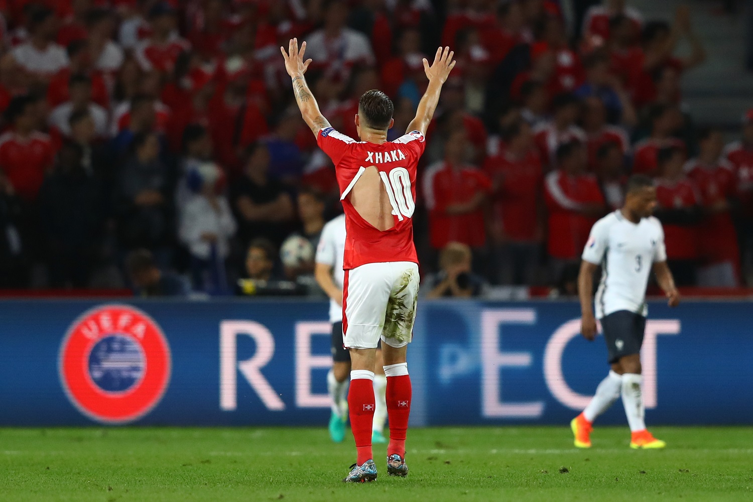 Arsenal kit provider Puma investigating damage to Swiss shirts