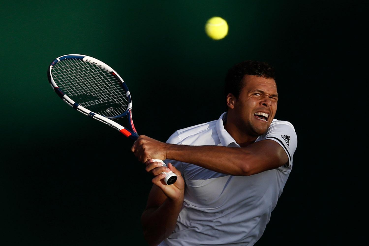 Murray in shape to add to Tsonga's painful tale at Wimbledon