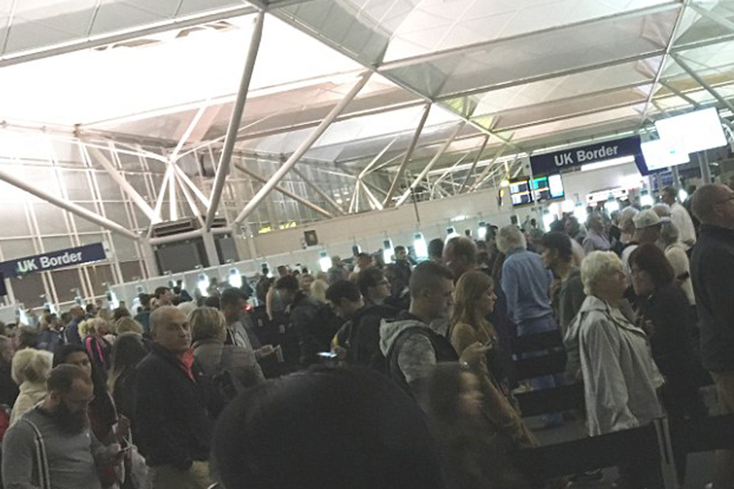 Thousands of people stuck for hours in huge border queue at Stansted