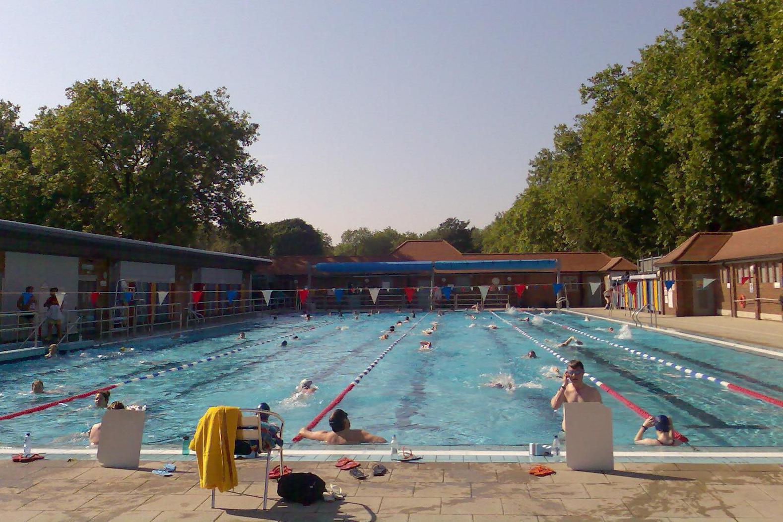 London Fields Lido to close until summer for major repair works