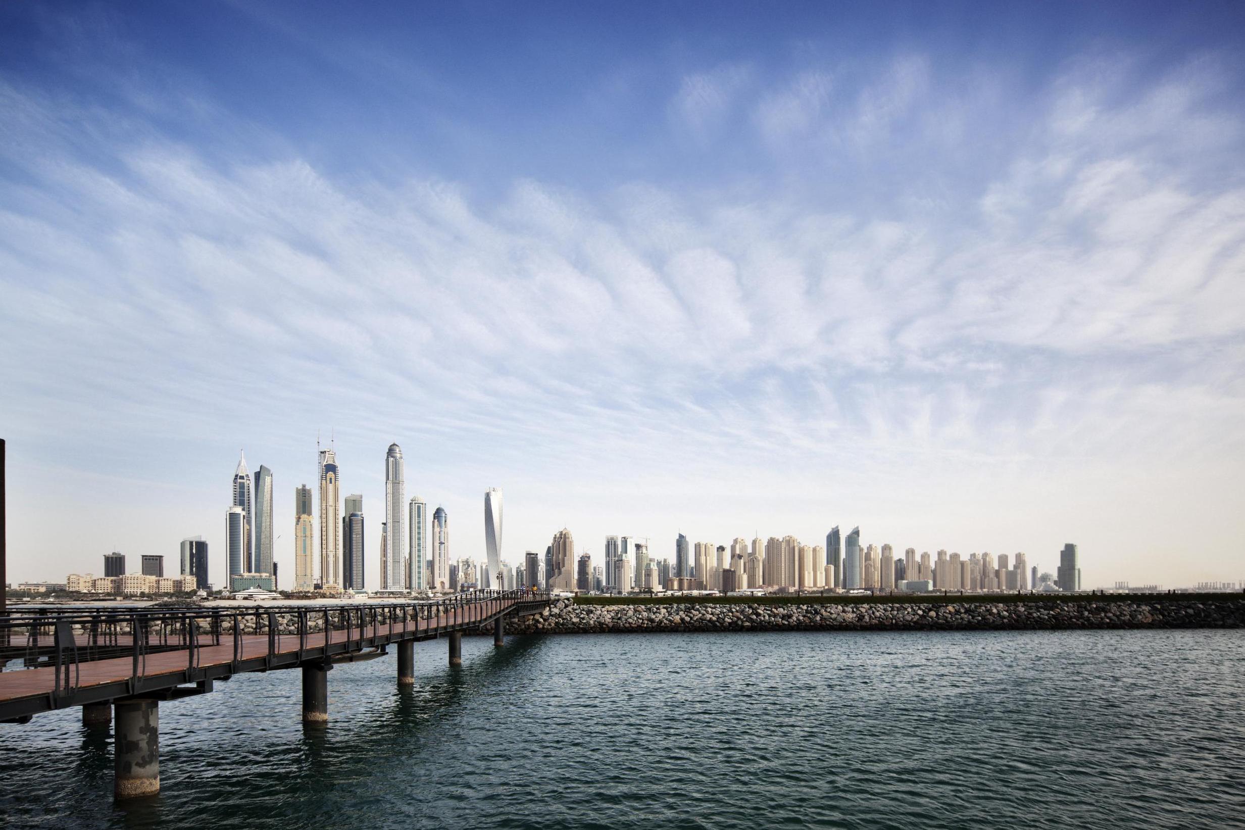 10 reasons why you should visit Dubai in 2017