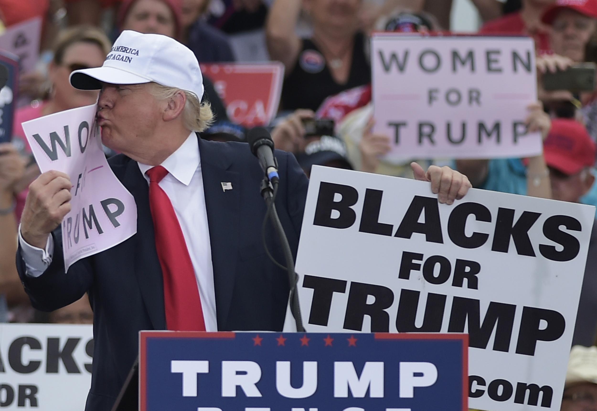 In pictures: The biggest news stories of 2016