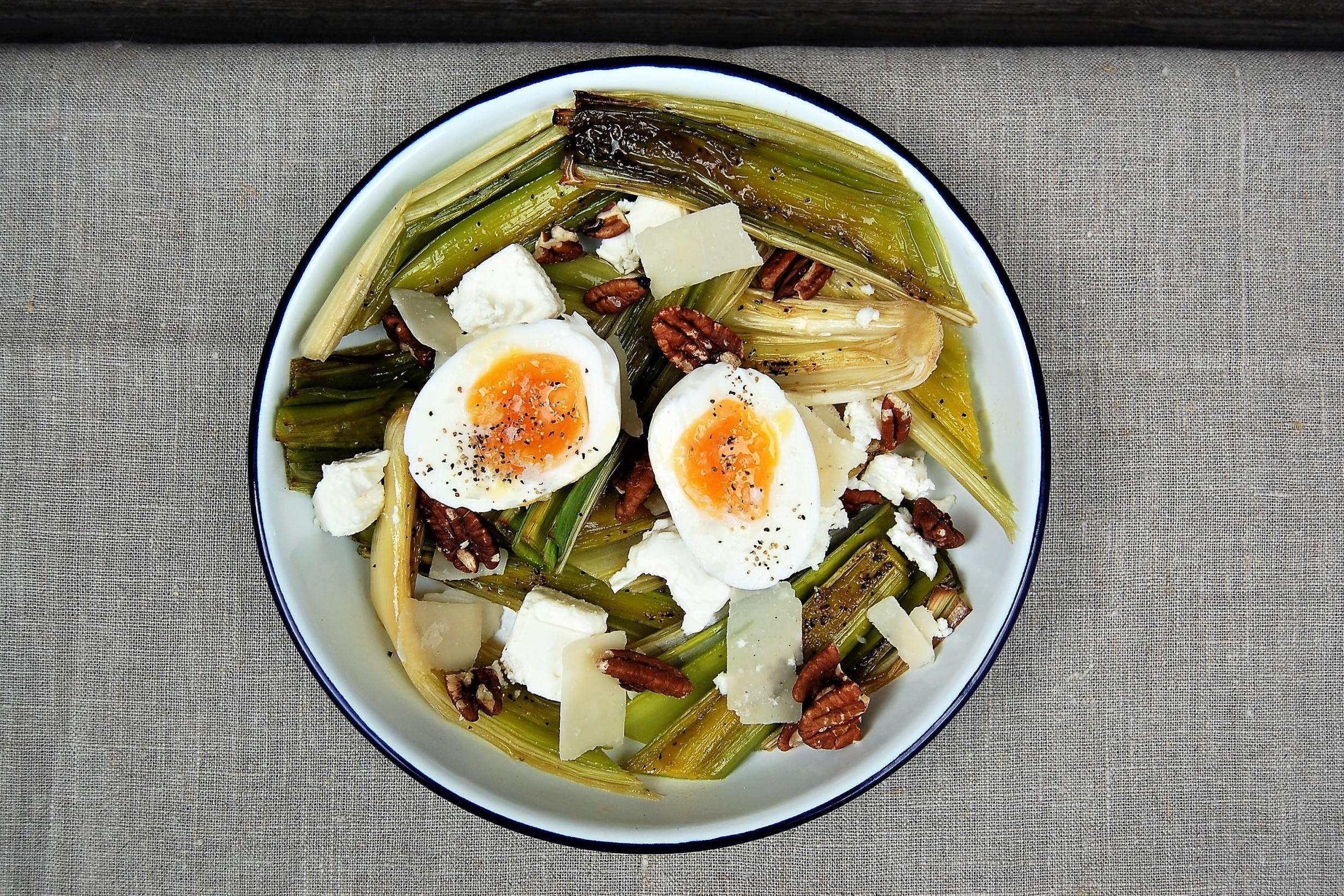London lunch box: Roast leeks with feta, pecans and egg 
