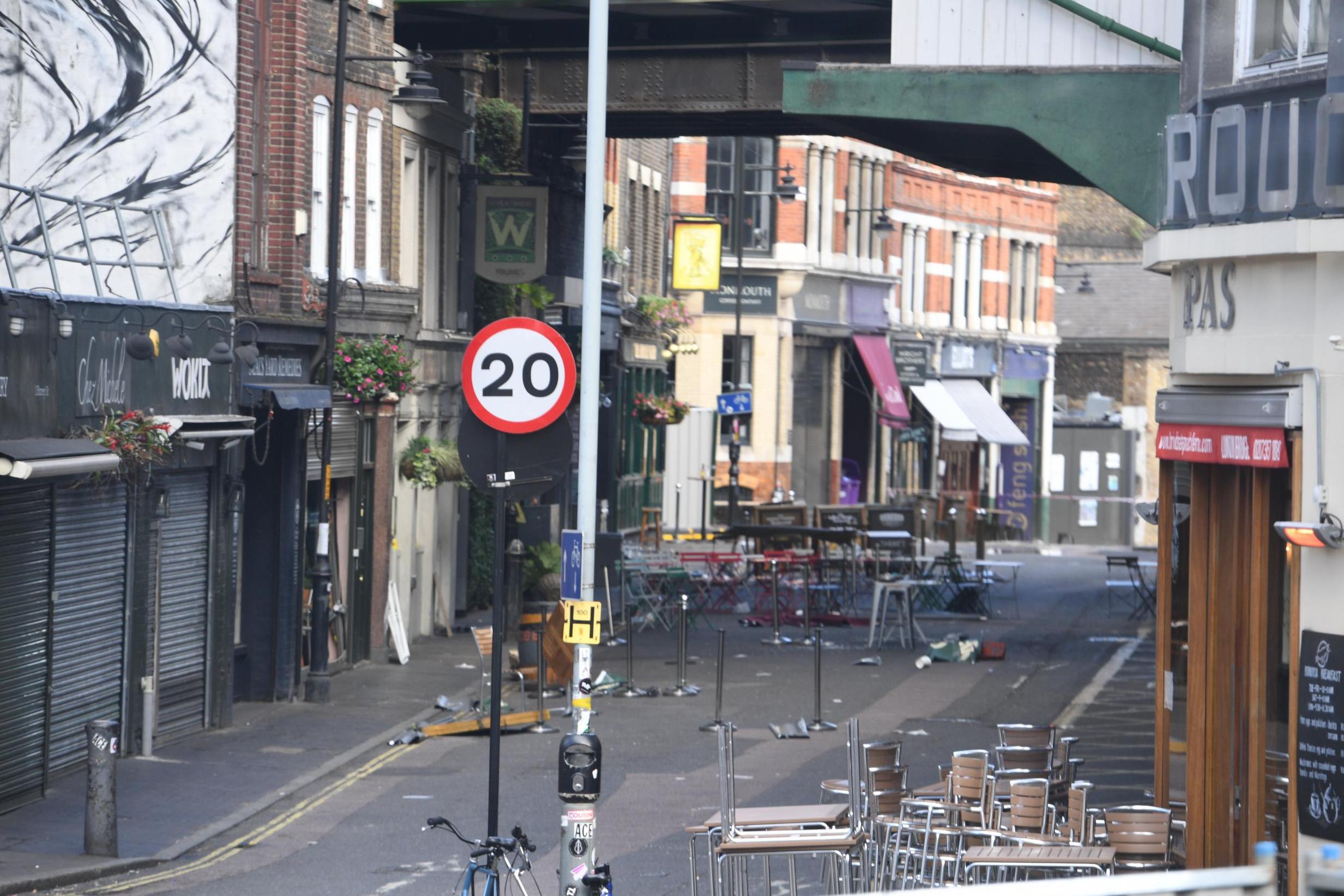 London Bridge inquest: Lawyer says pavements left 'wide open' 