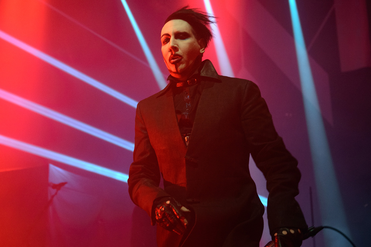Marilyn Manson accused of 'sexual harassment and racism'