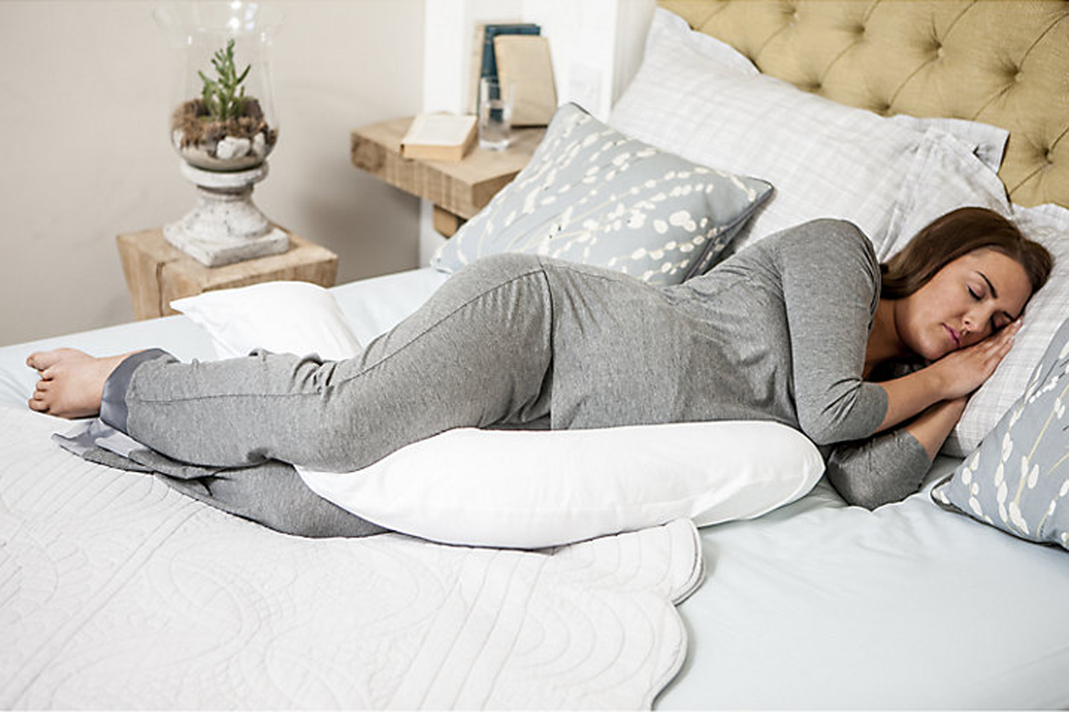 Best pregnancy pillows for mums-to-be and newborns