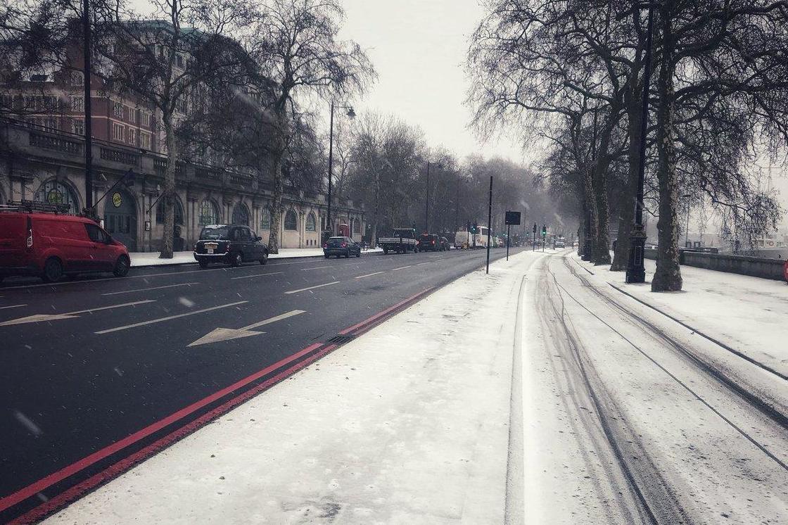 Cyclists’ fury as London cycle superhighways are left to freeze