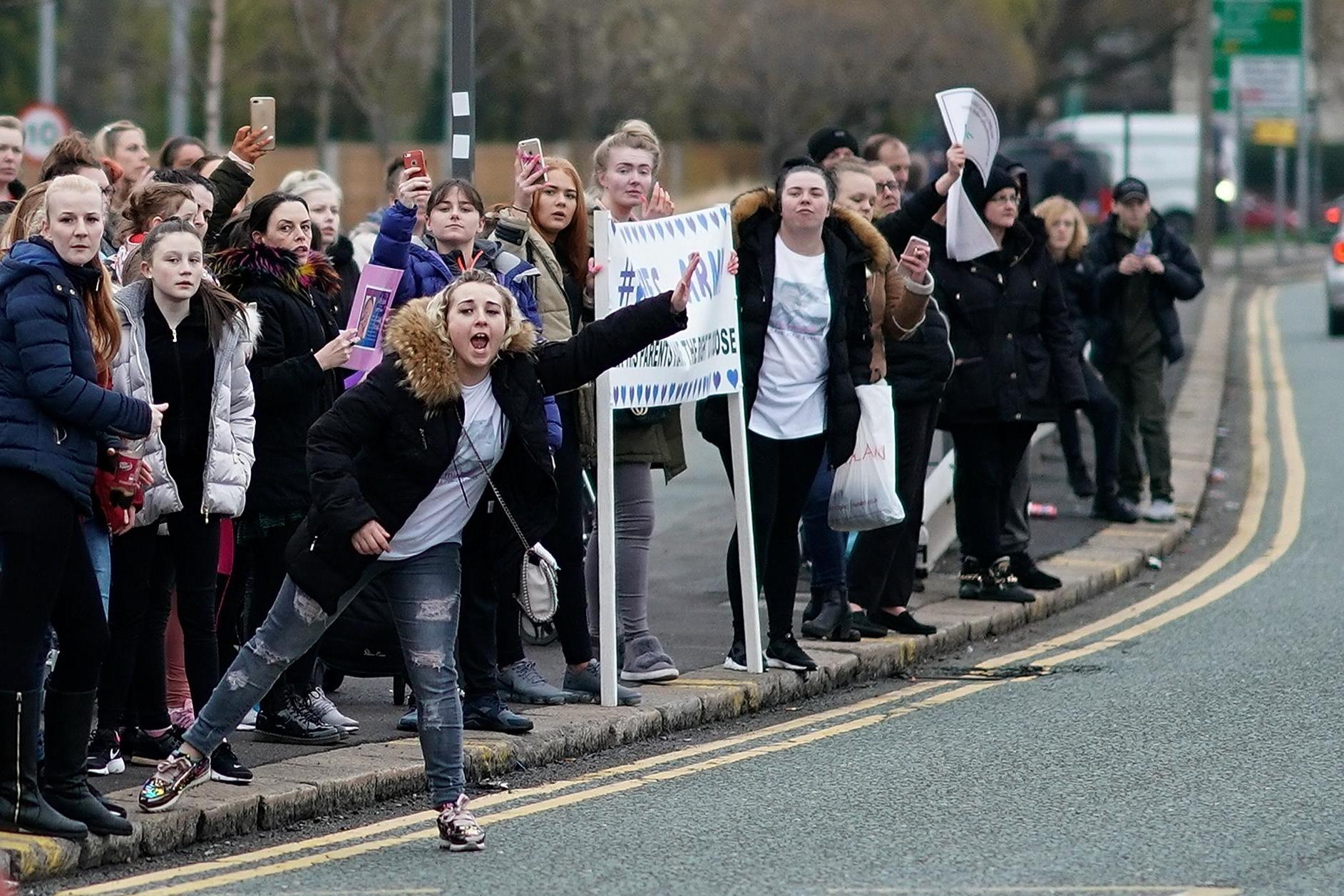 Second night of protests demand Alfie Evans release from hospital 