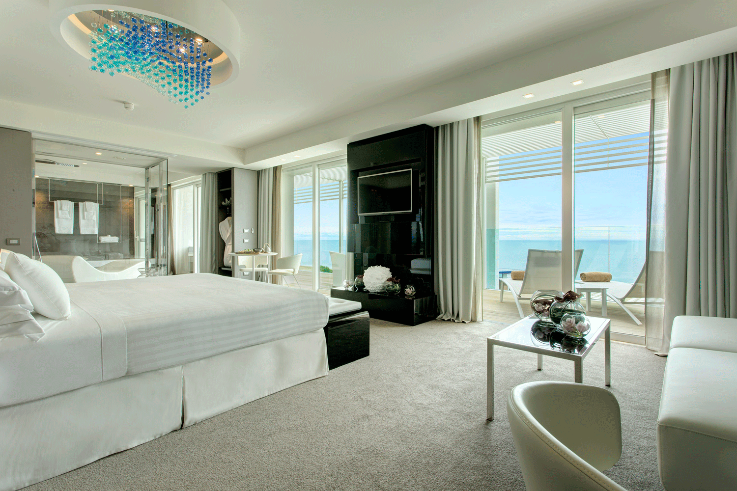Almar Jesolo is a sumptuous spa hotel with the sea on its doorstep