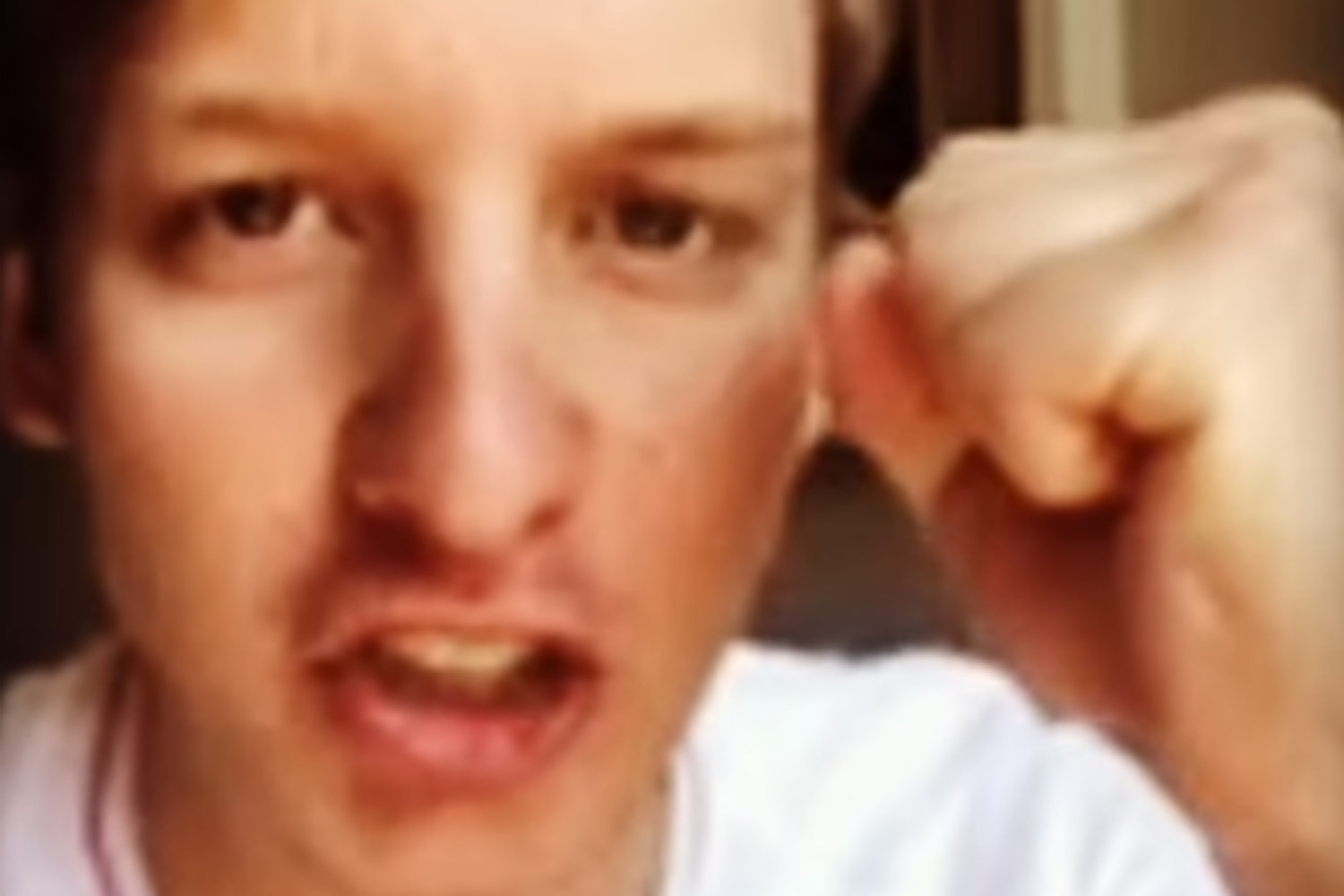 George Ezra urges fans to knock his single off No.1 for Three Lions