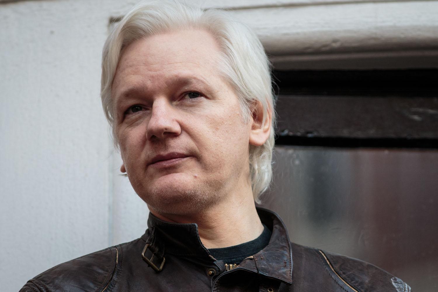 Assange partner in Twitter appeal for Trump to issue pardon