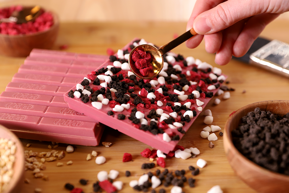 You can now get handmade KitKat bars in 1,500 possible flavour combos