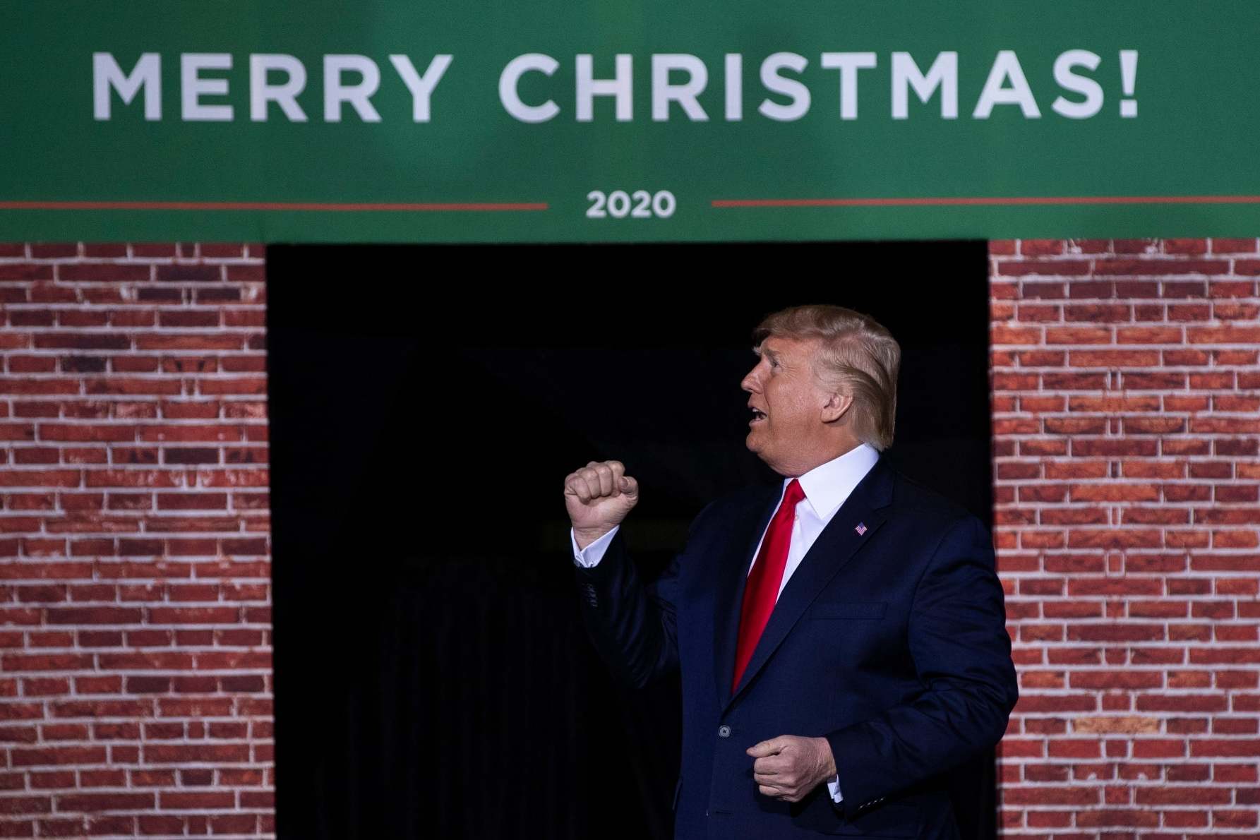 Approval for Donald Trump in the polls going up during impeachment