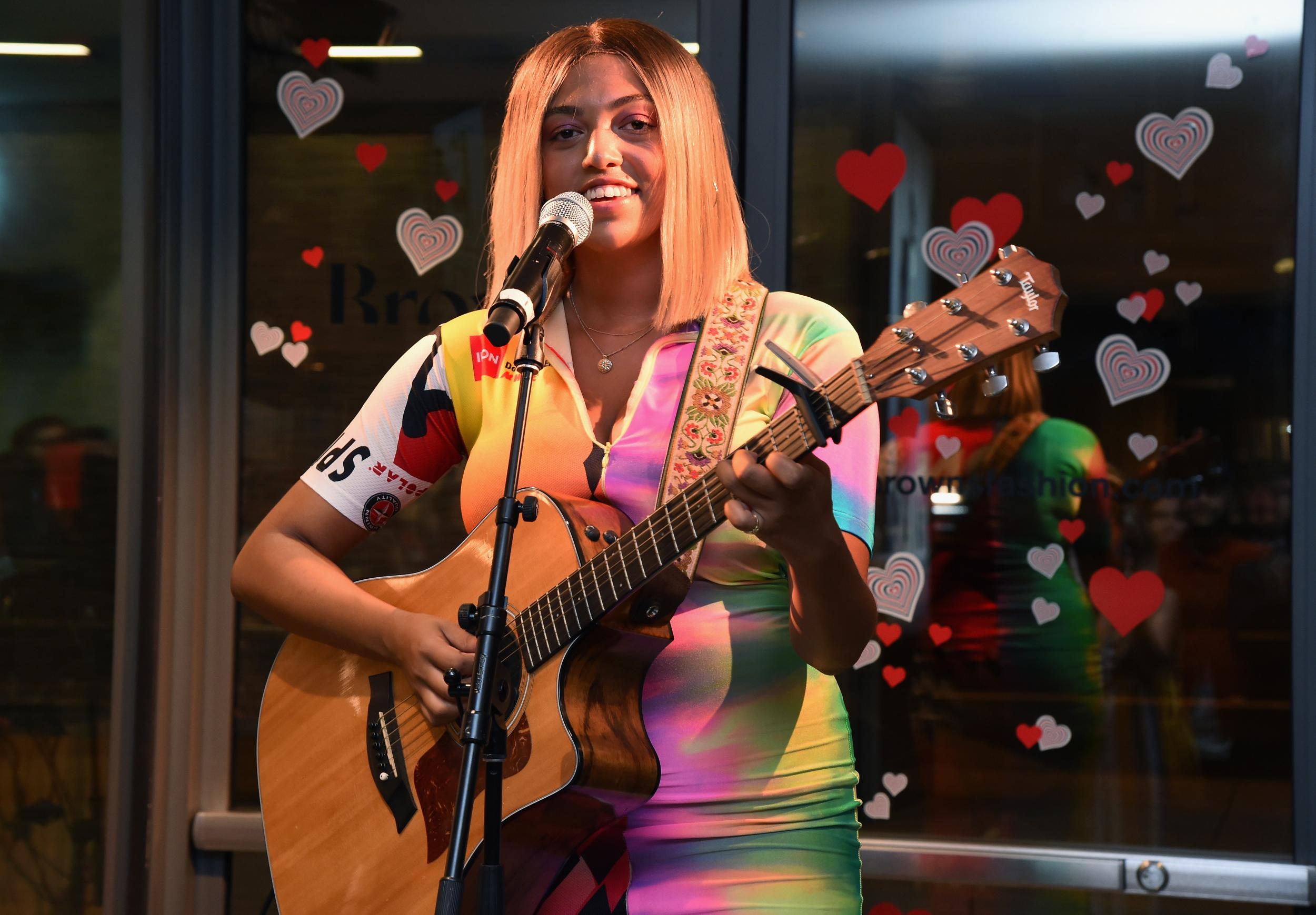 Wireless Festival line-up branded a ‘penis fest’ by singer Mahalia 