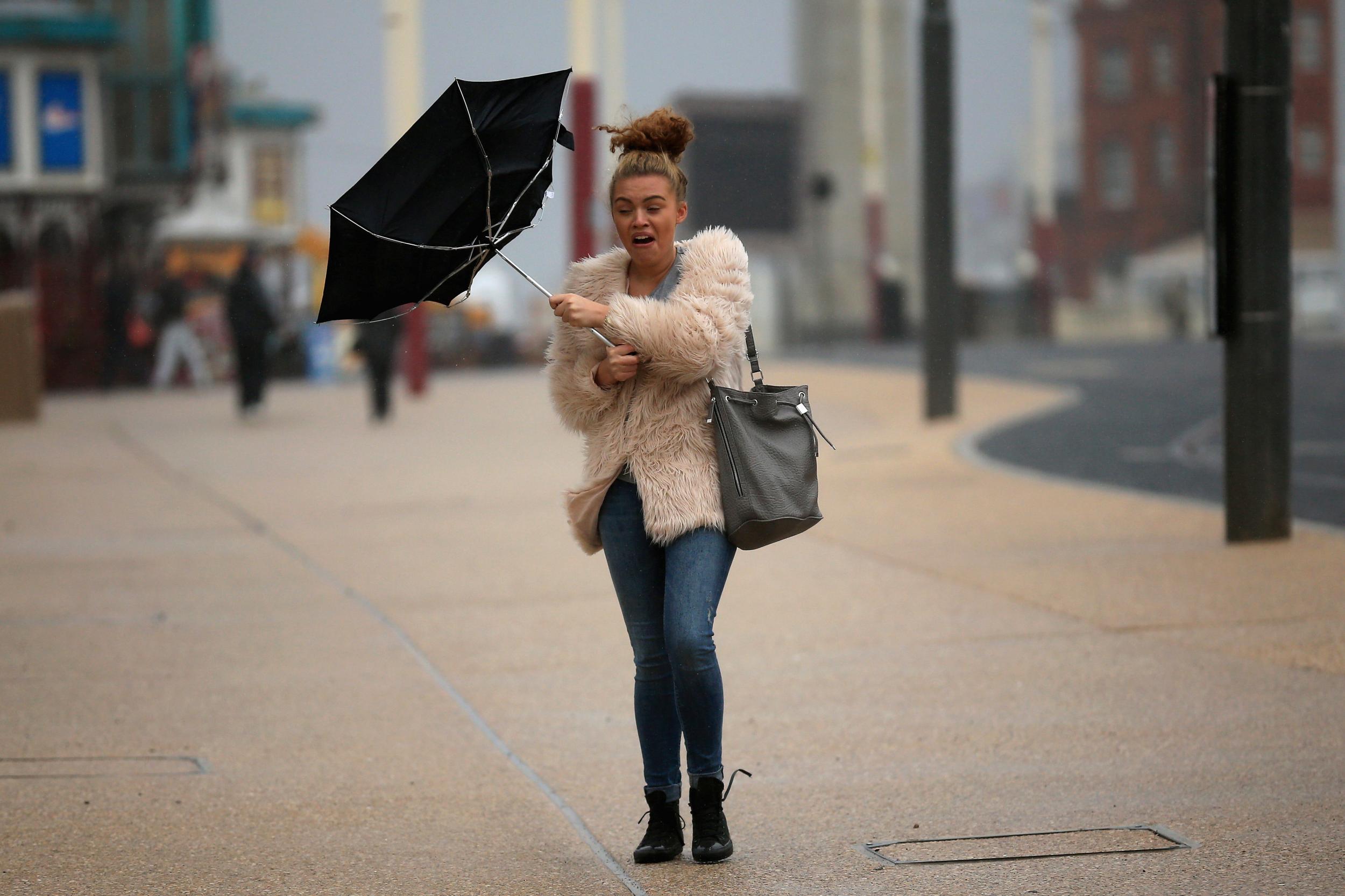 Storm Brendan to hit UK with 80 miles per hour winds 