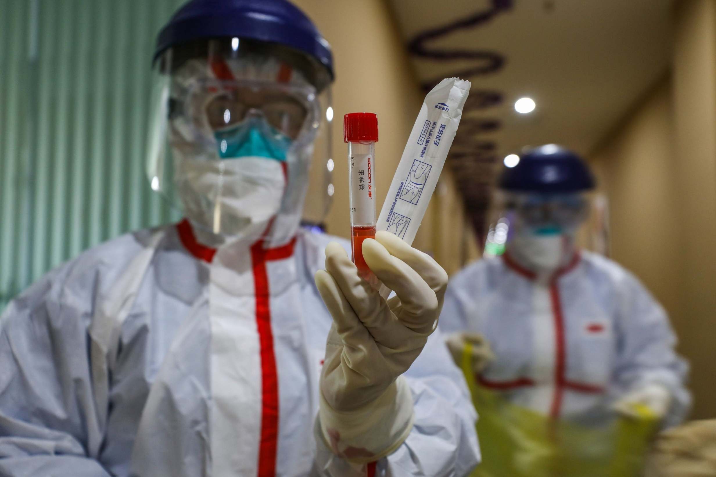 Passengers terrified as pranksters pretend to 'spill' coronavirus on New York subway