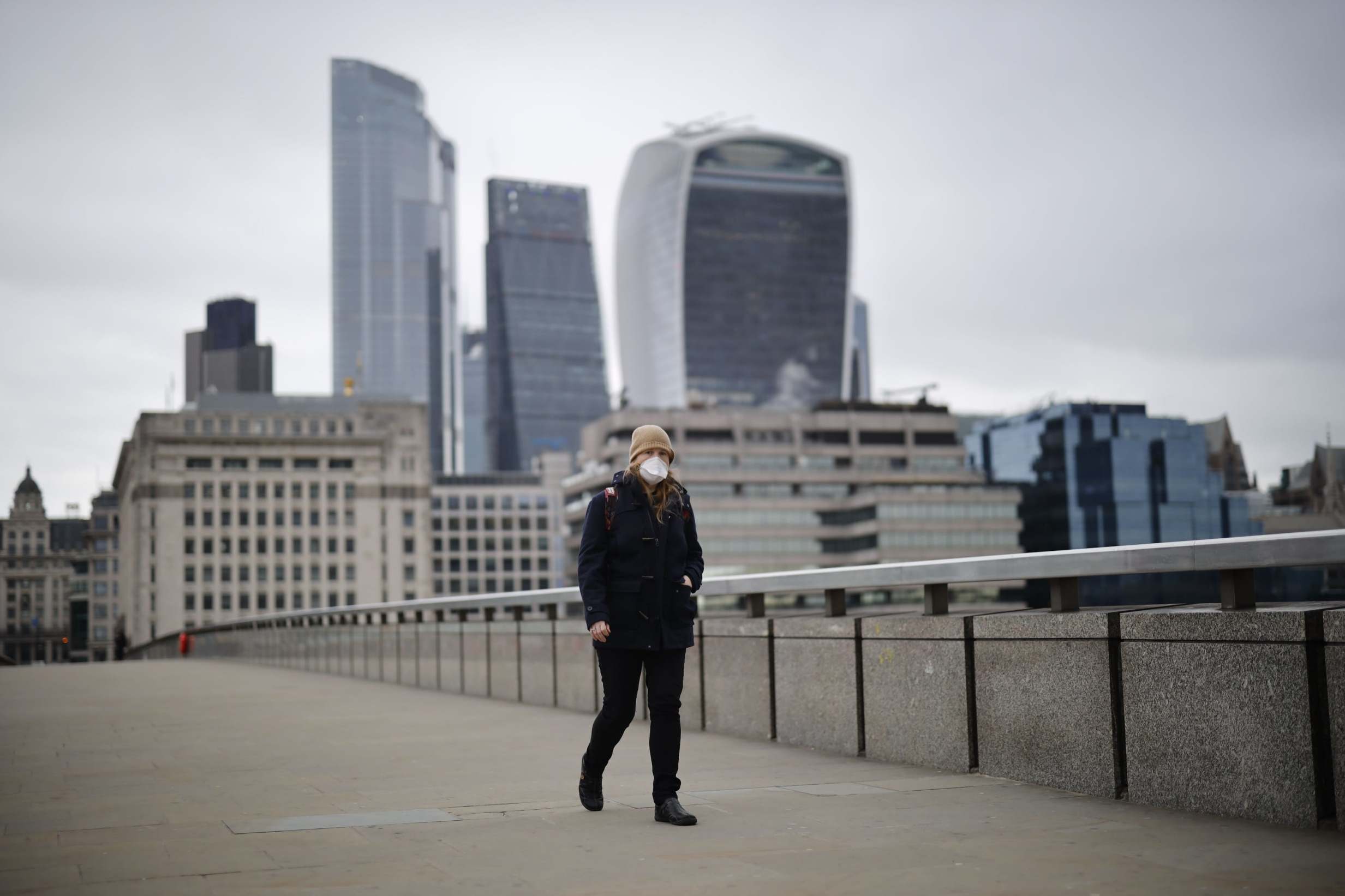 London sees record Covid cases as UK to receive 95% effective vaccine